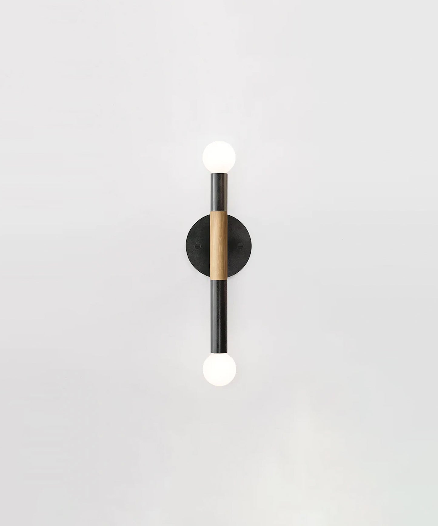 Toam Sconce