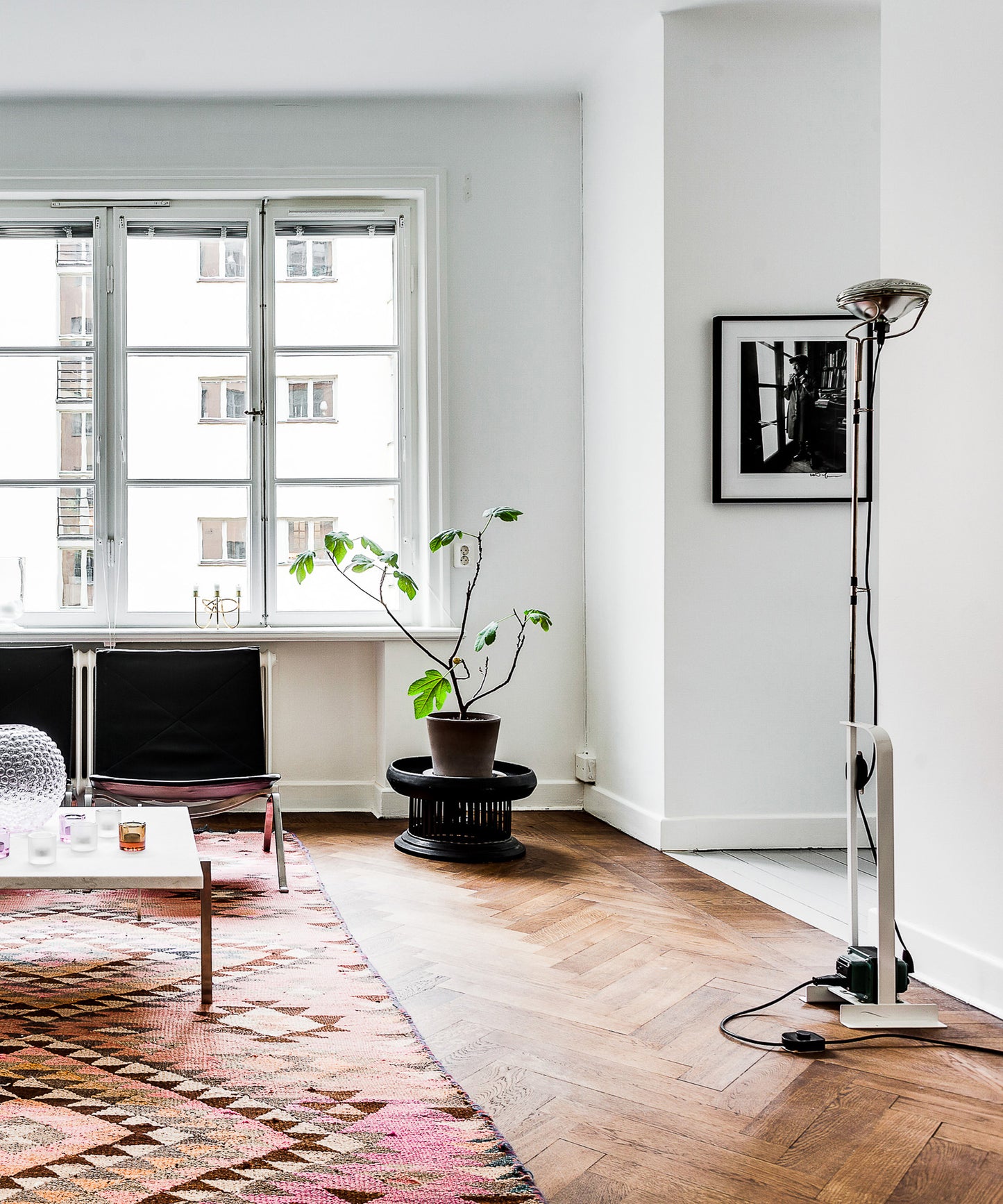 Toio Floor Lamp