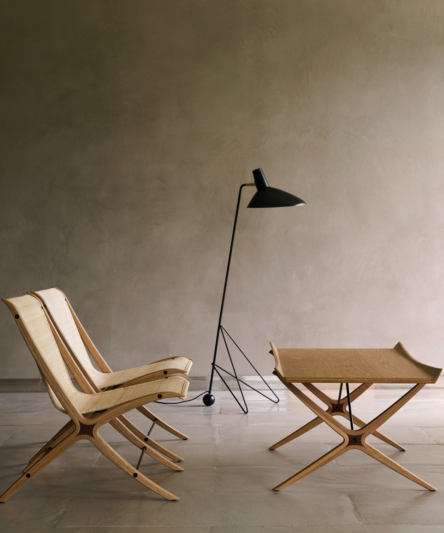 Tripod Floor Lamp HM8
