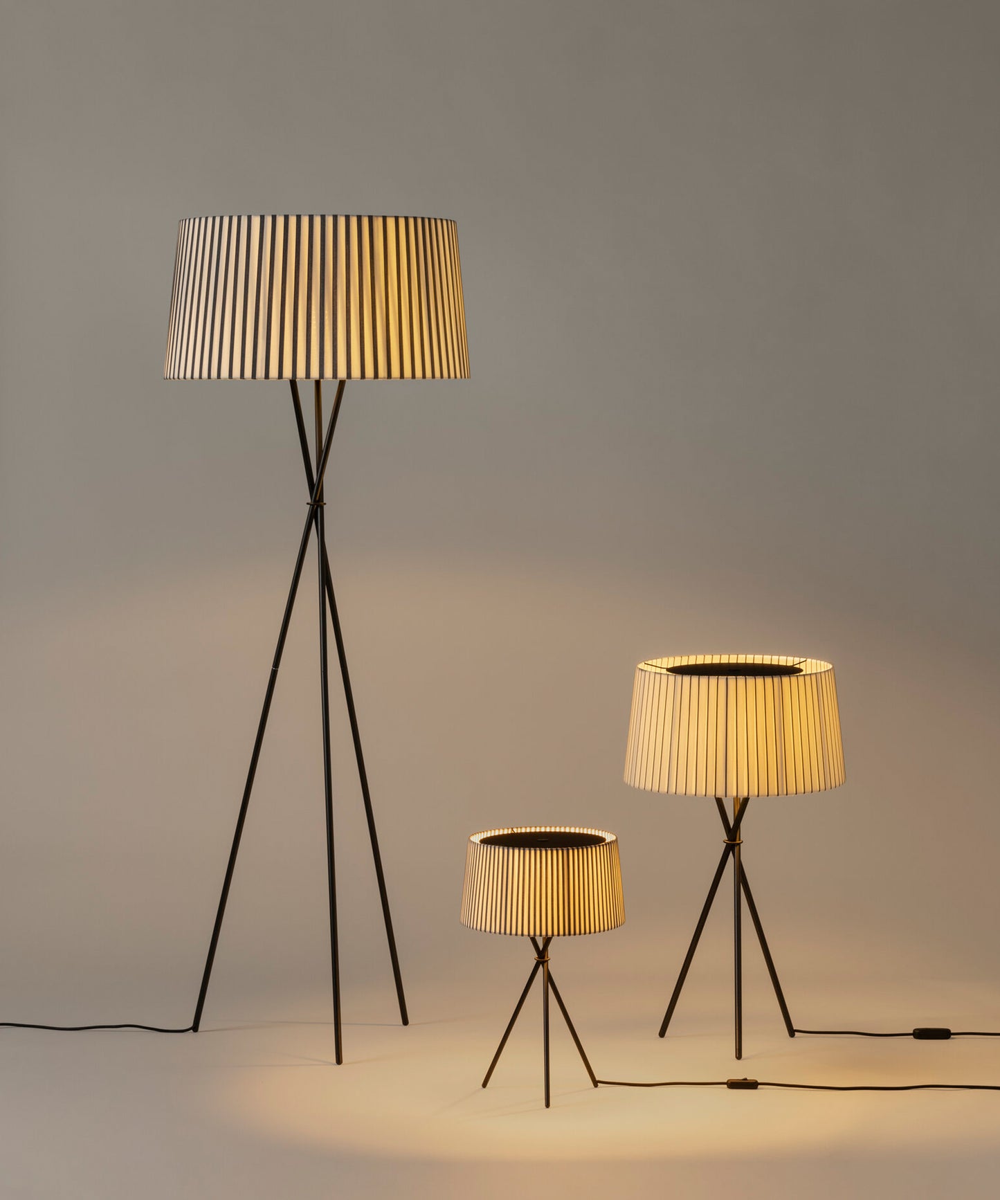 Tripode M3 Table Lamp