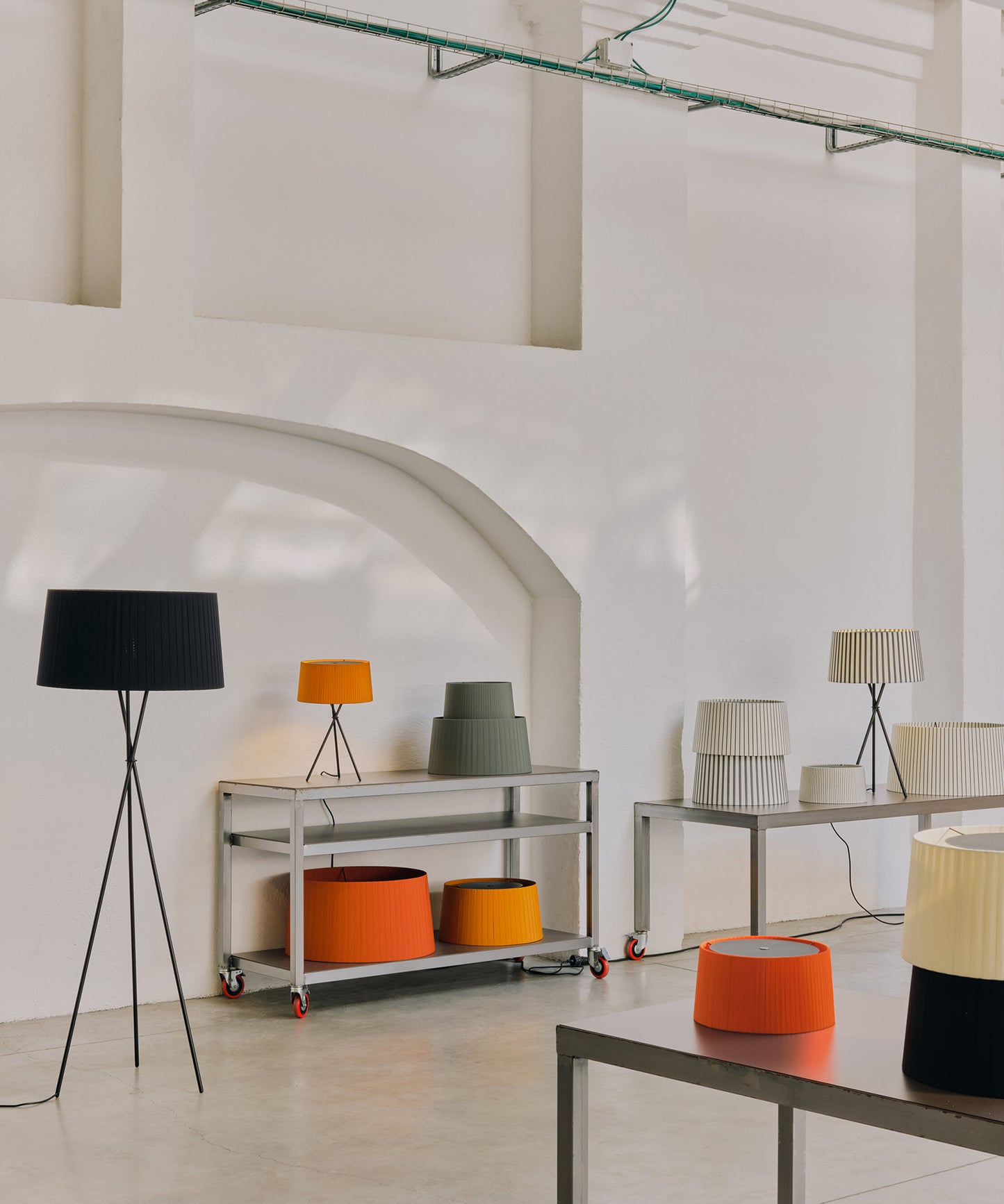 Tripode M3 Table Lamp
