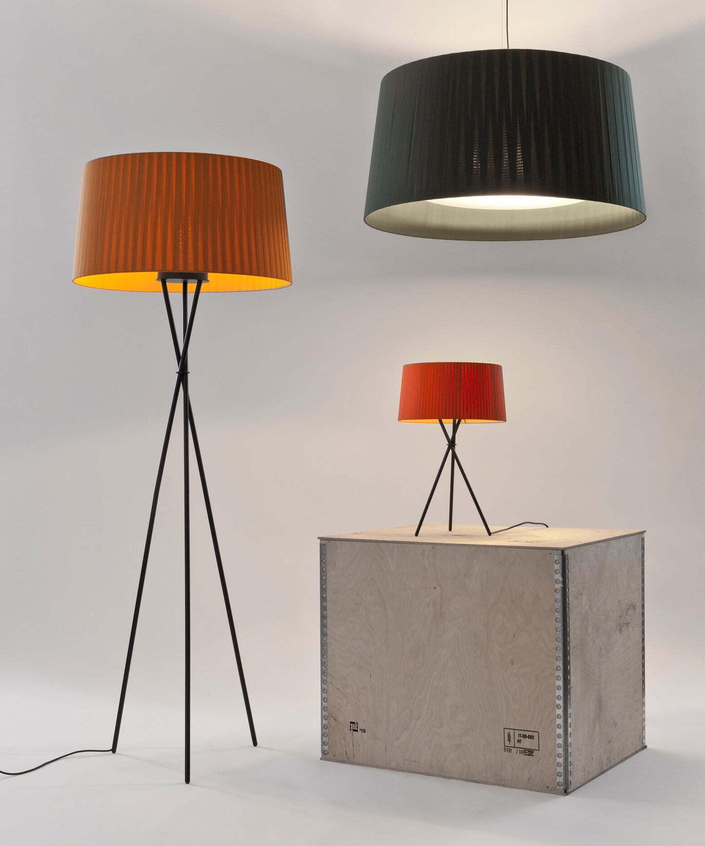 Tripode G6 Table Lamp