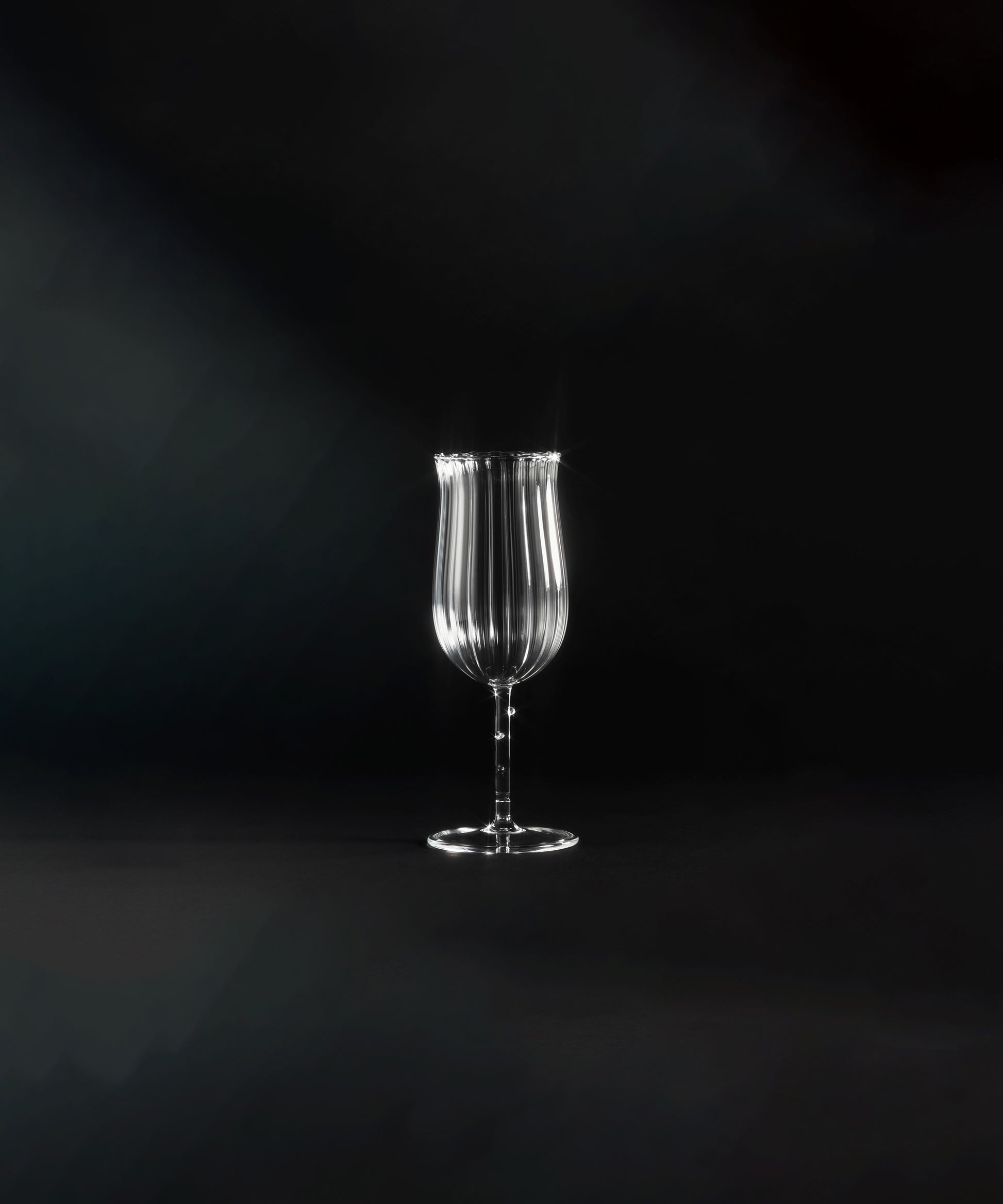 tulip-wine-glass-set-of-4-01