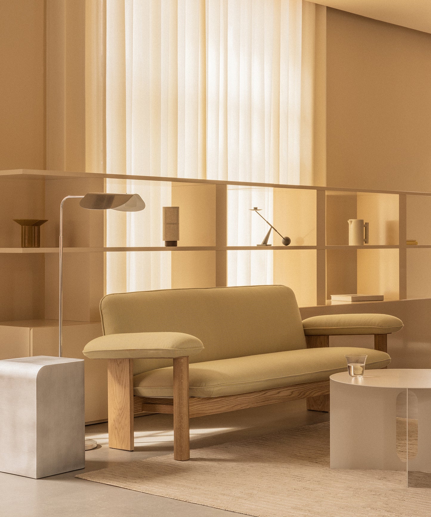 Wing Floor Lamp