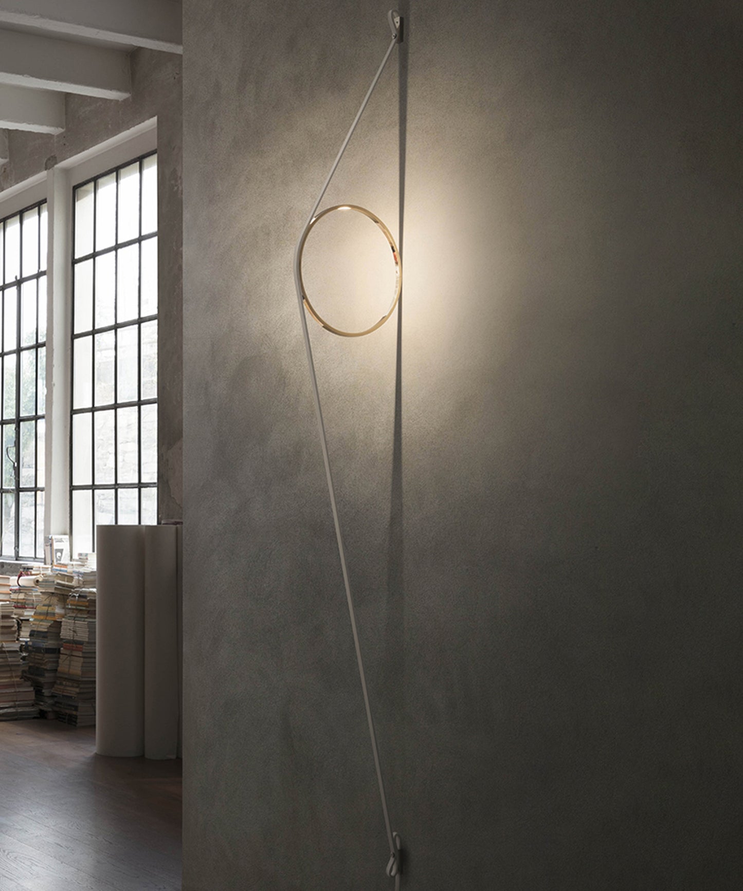 Wirering Wall Lamp