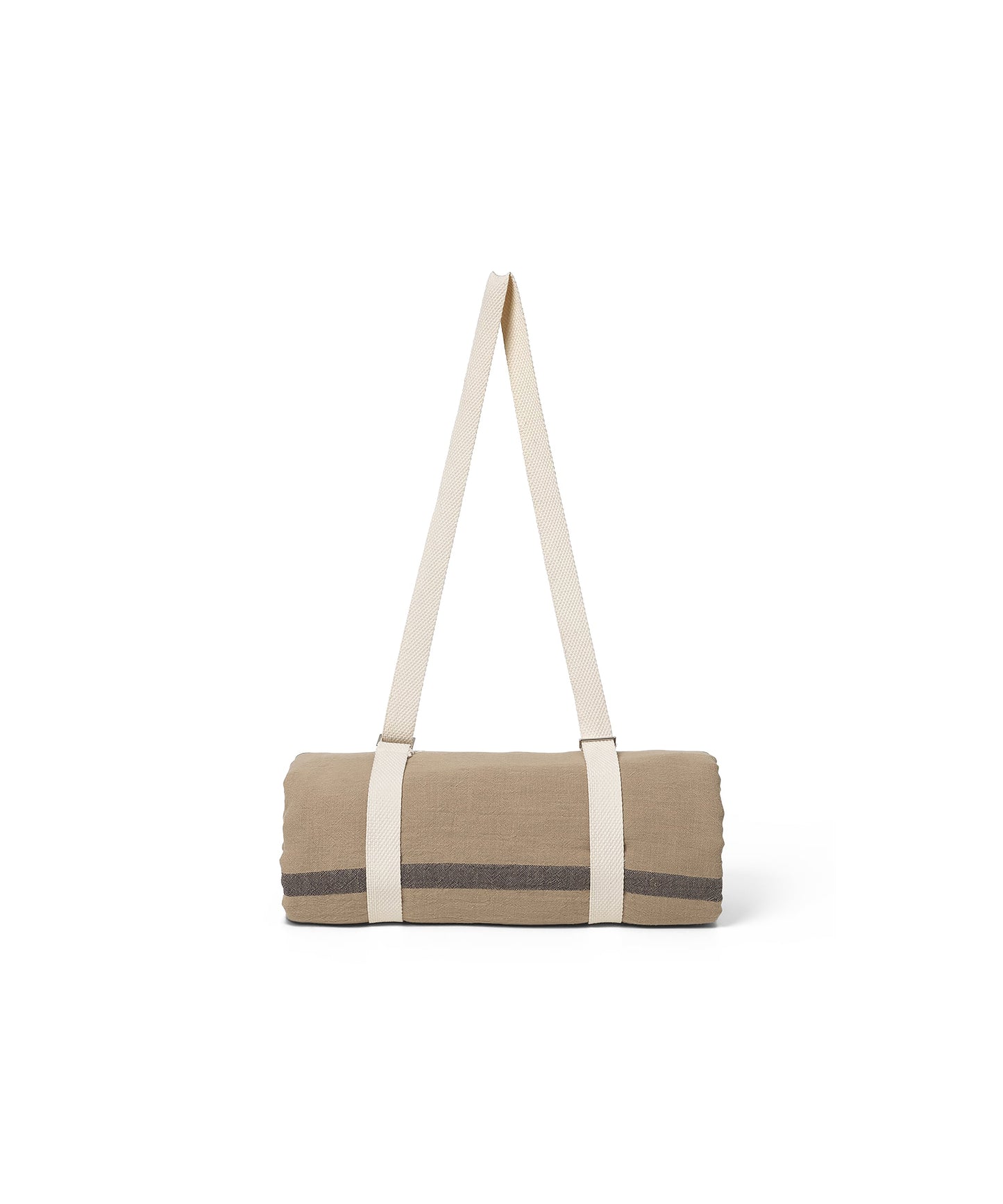 yard-picnic-blanket-1104265595-01