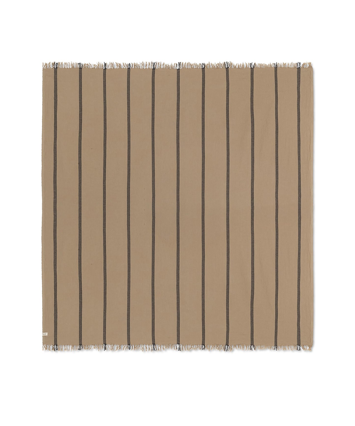yard-picnic-blanket-1104265595