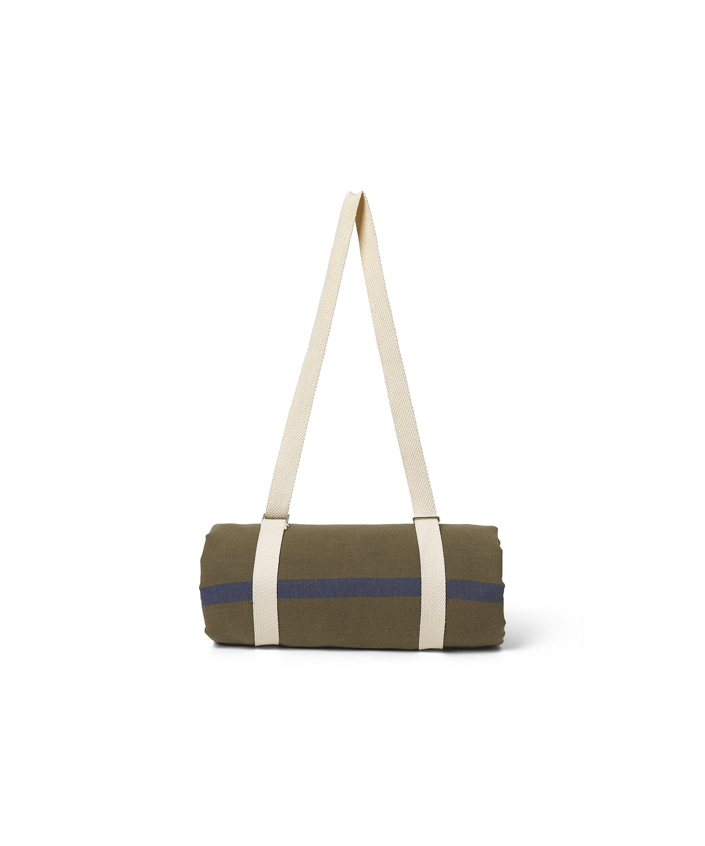 yard-picnic-blanket-1104265596-01