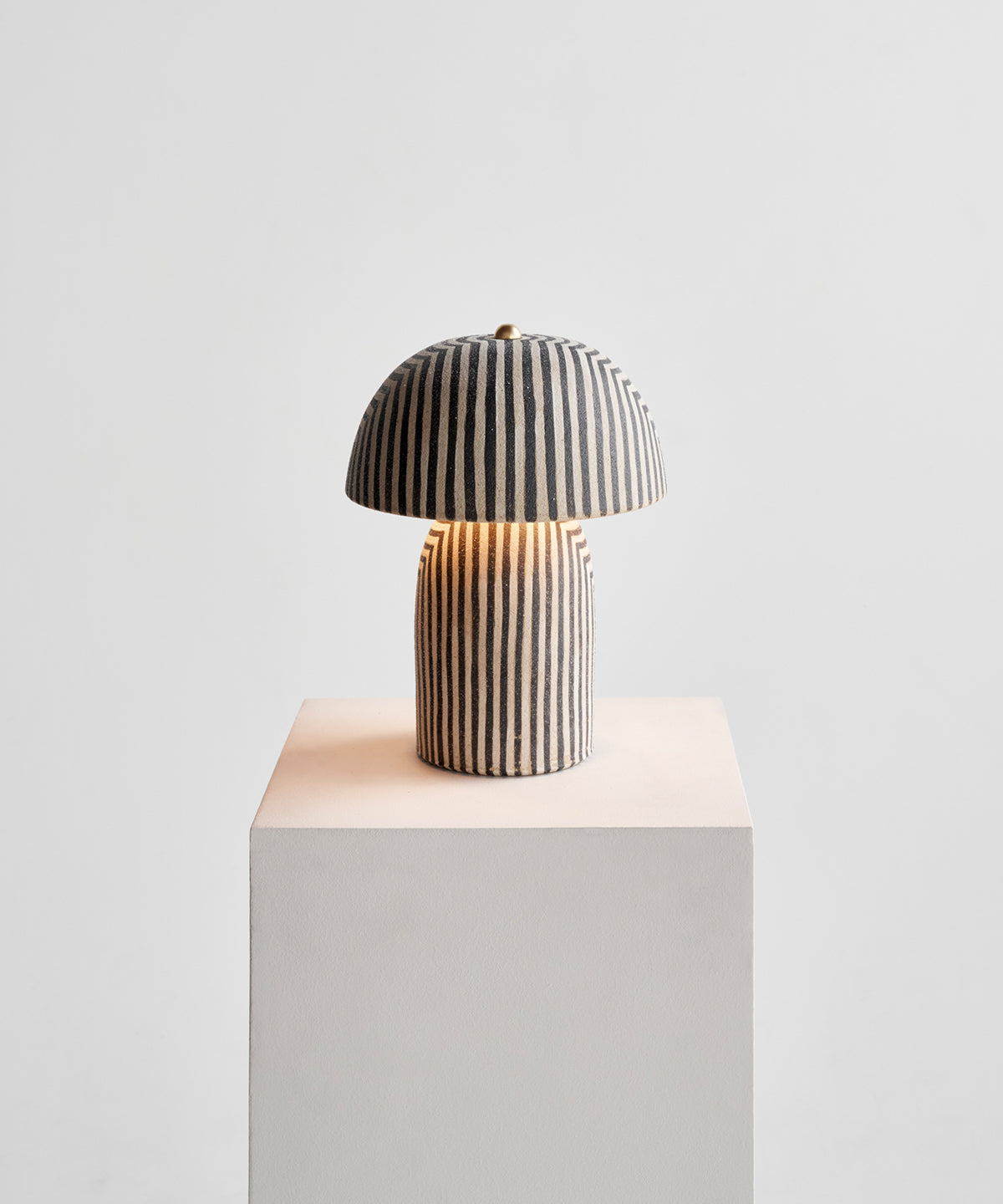 Tera Lamp - Stripe (Stripe Shade)