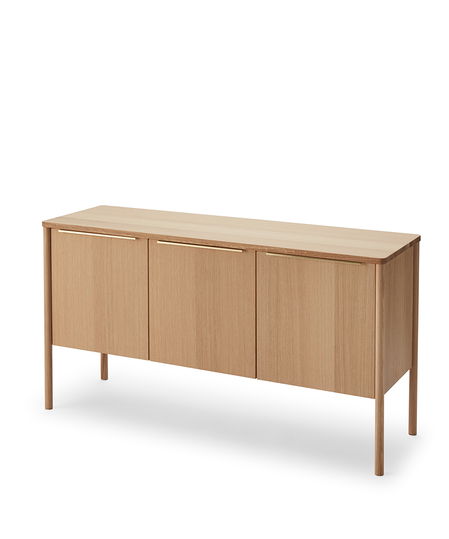 1090102JutCabinet_Oak