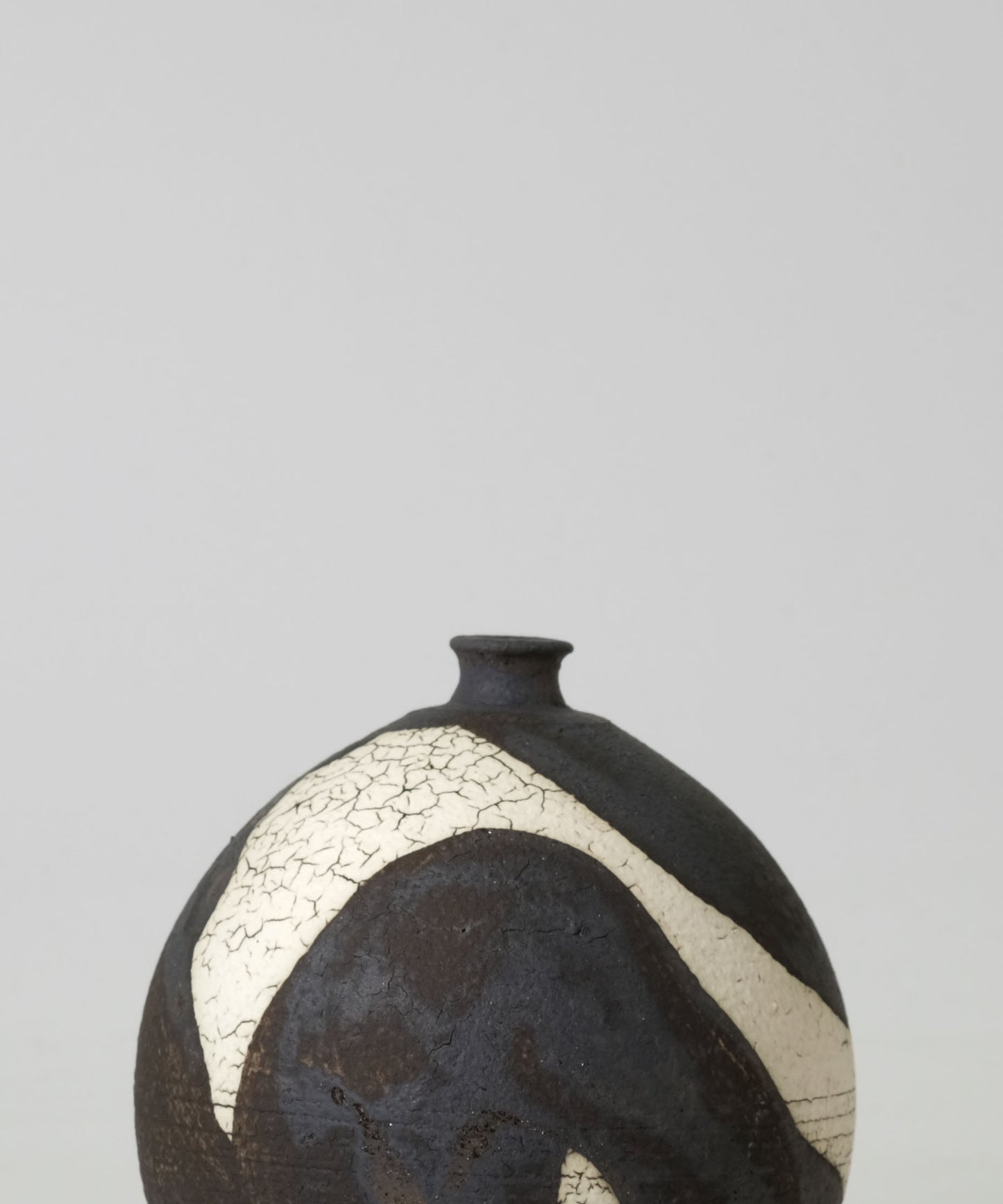 JOMON Yakishime Vase No. 8