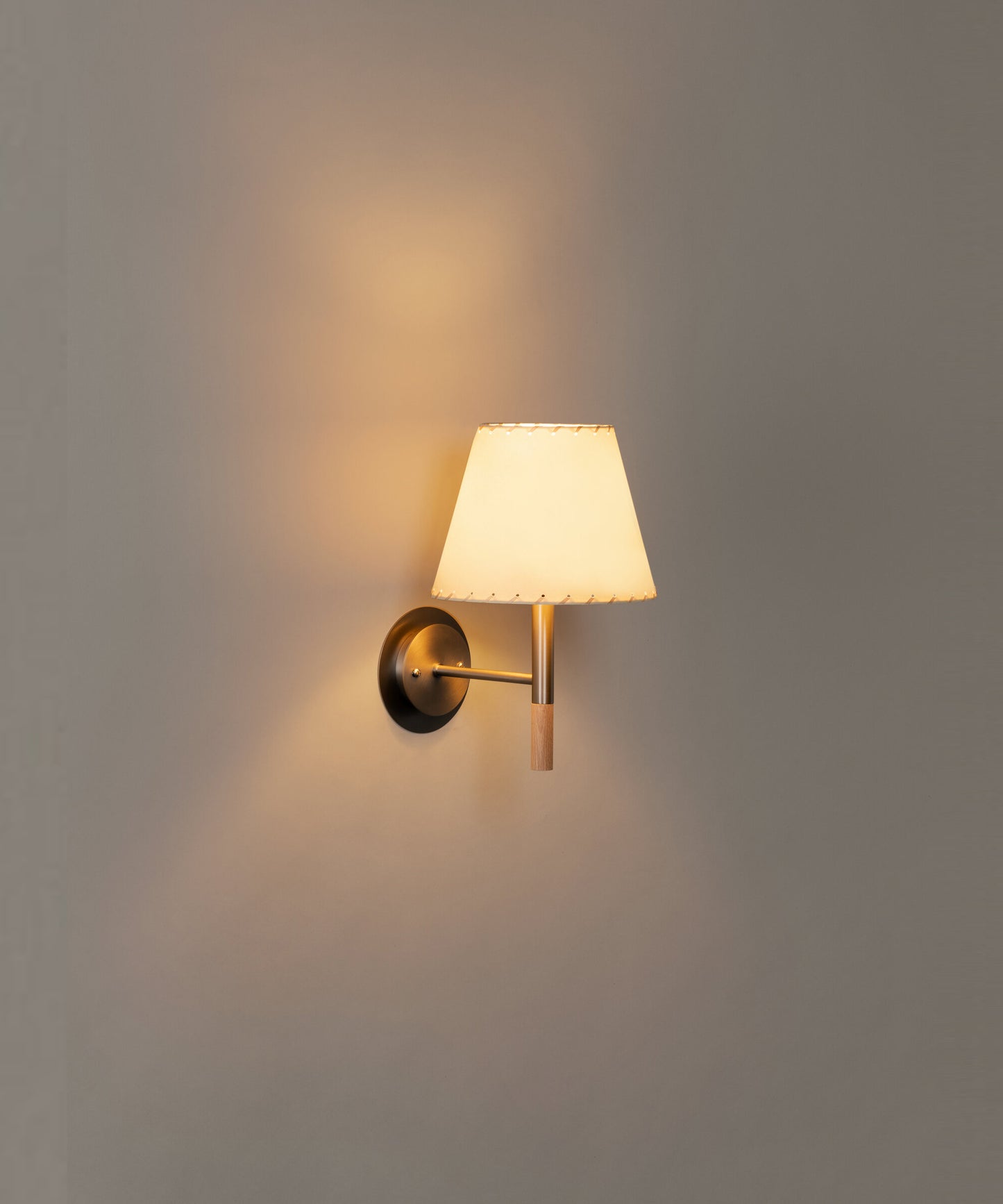 BC2 Wall Lamp