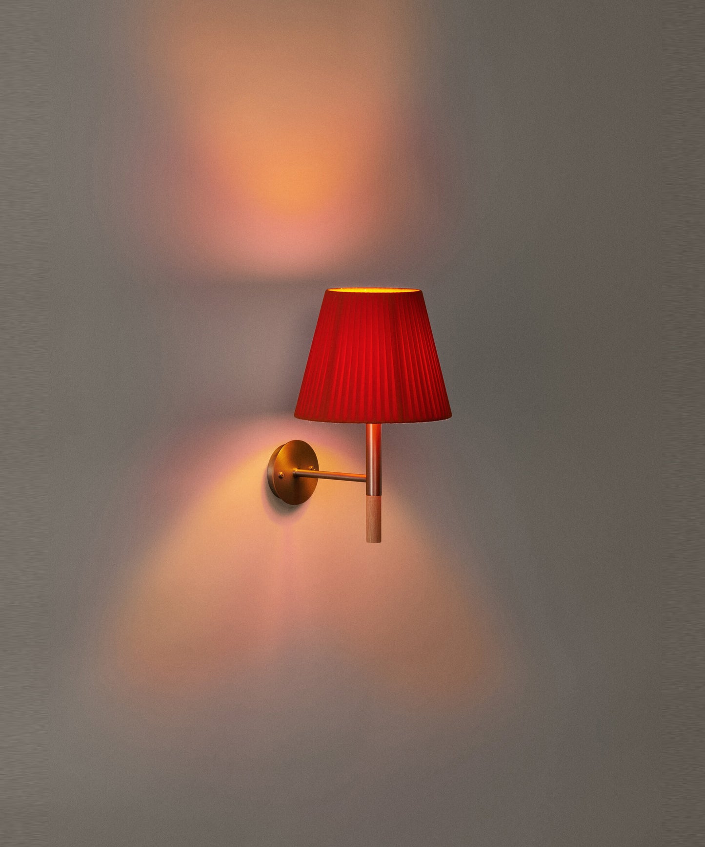 BC2 Wall Lamp