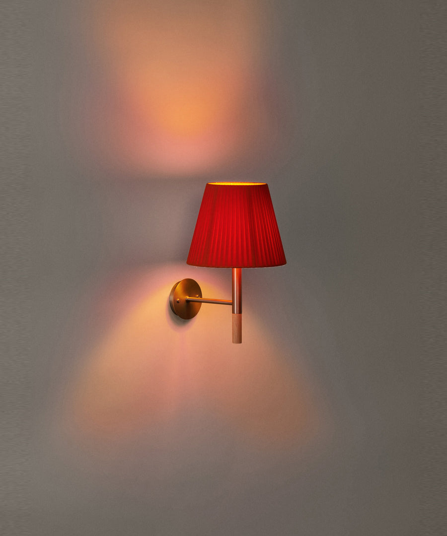 BC2 Wall Lamp