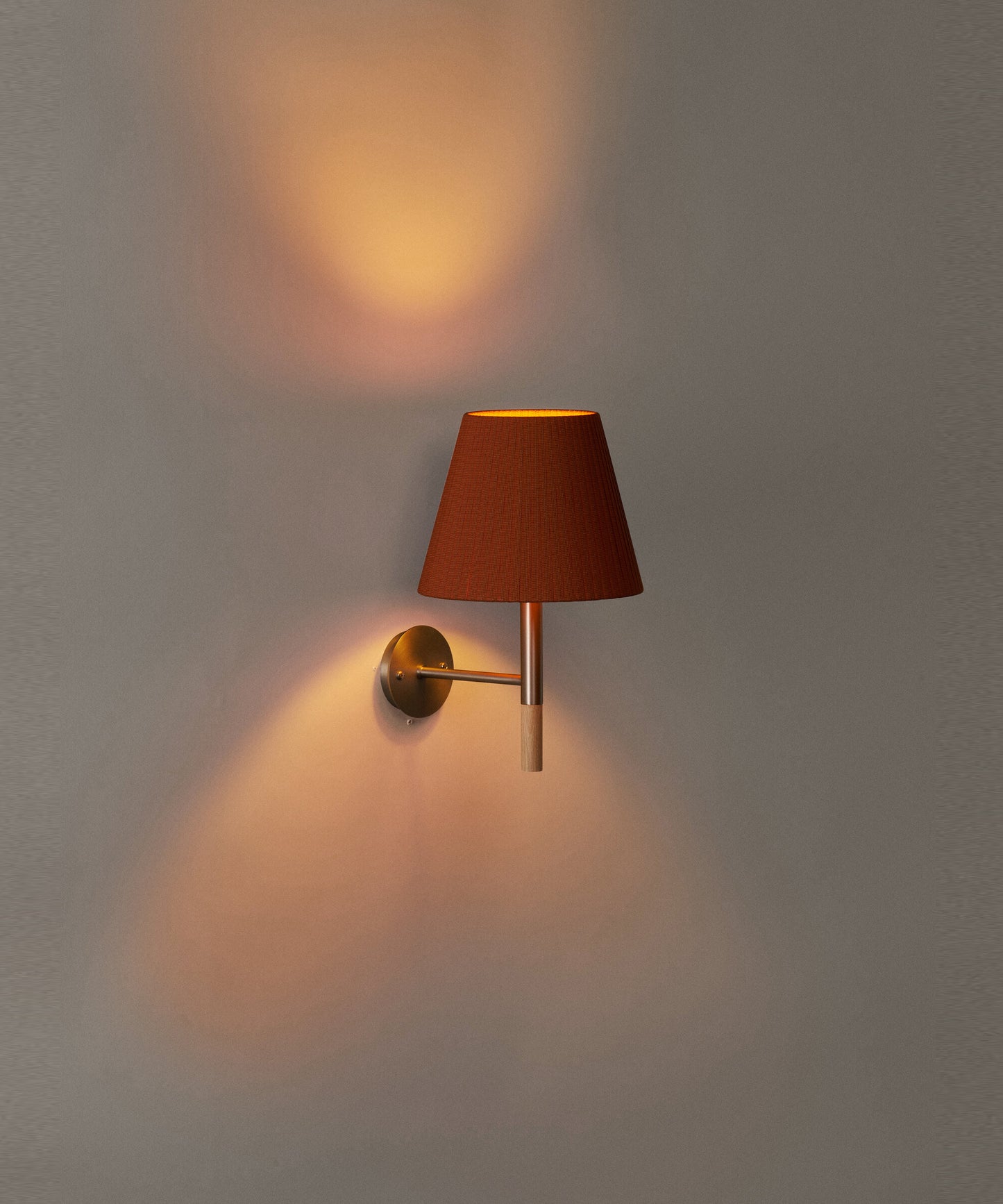 BC2 Wall Lamp