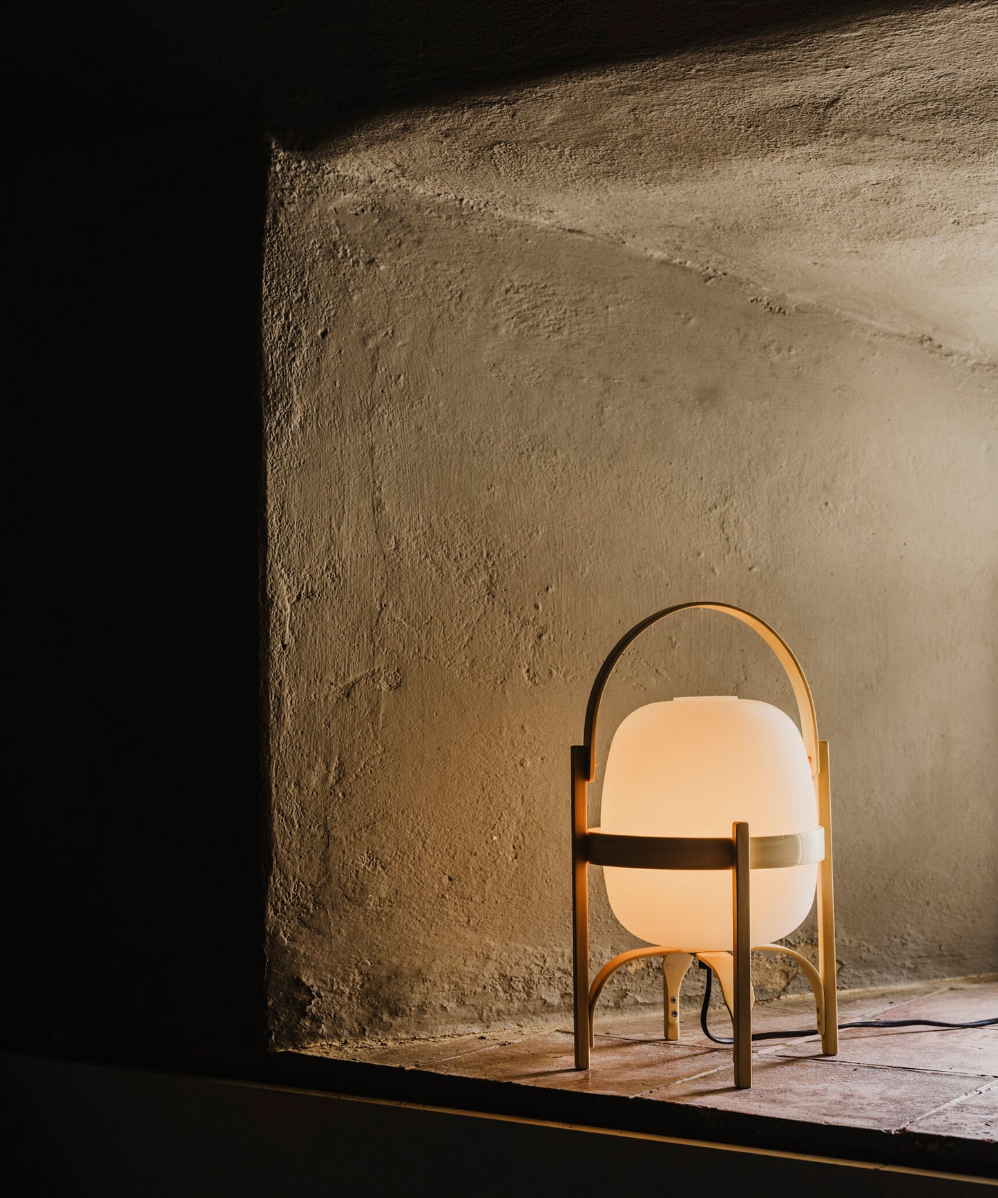 Cestita Table Lamp