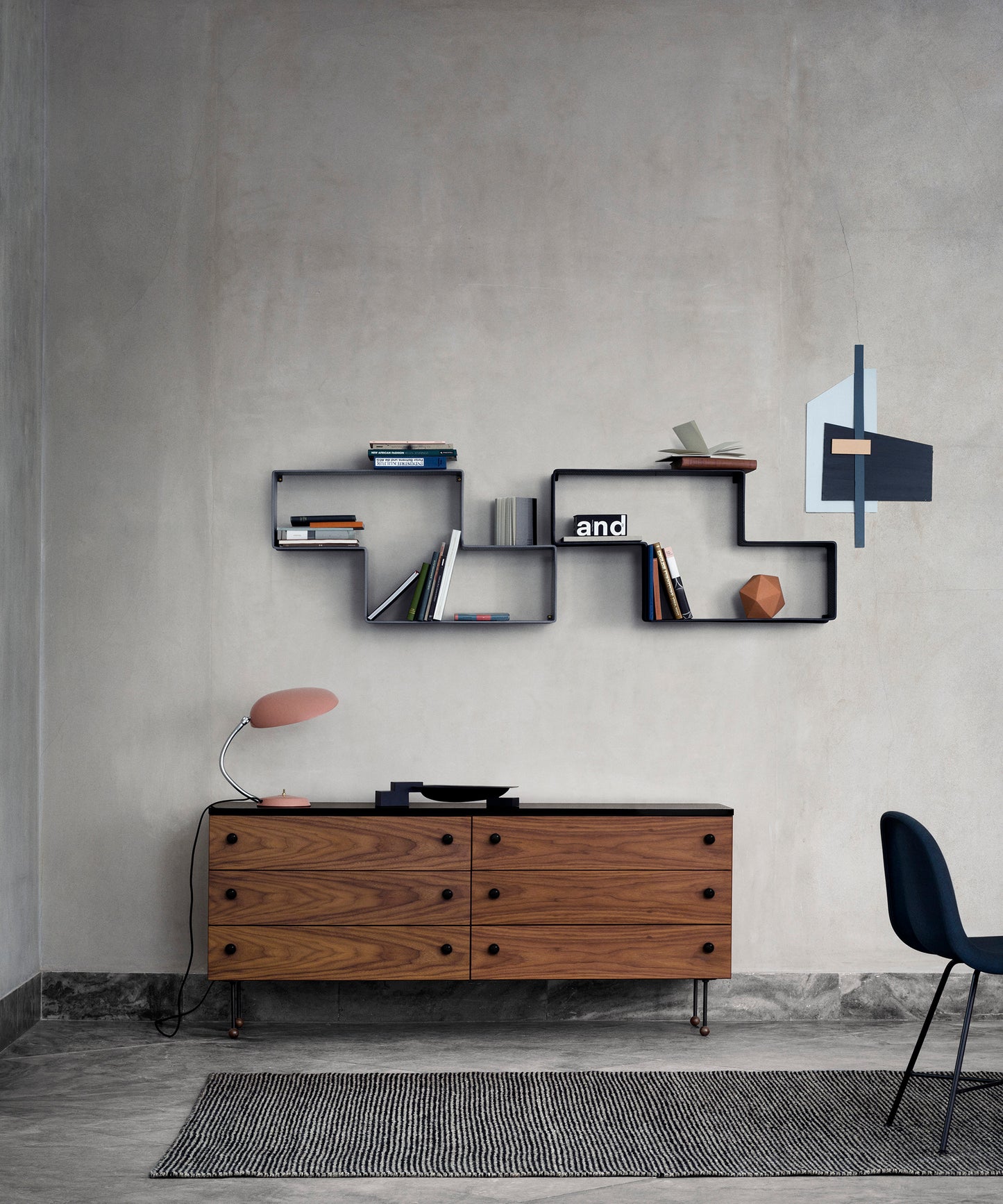 Cobra Table Lamp