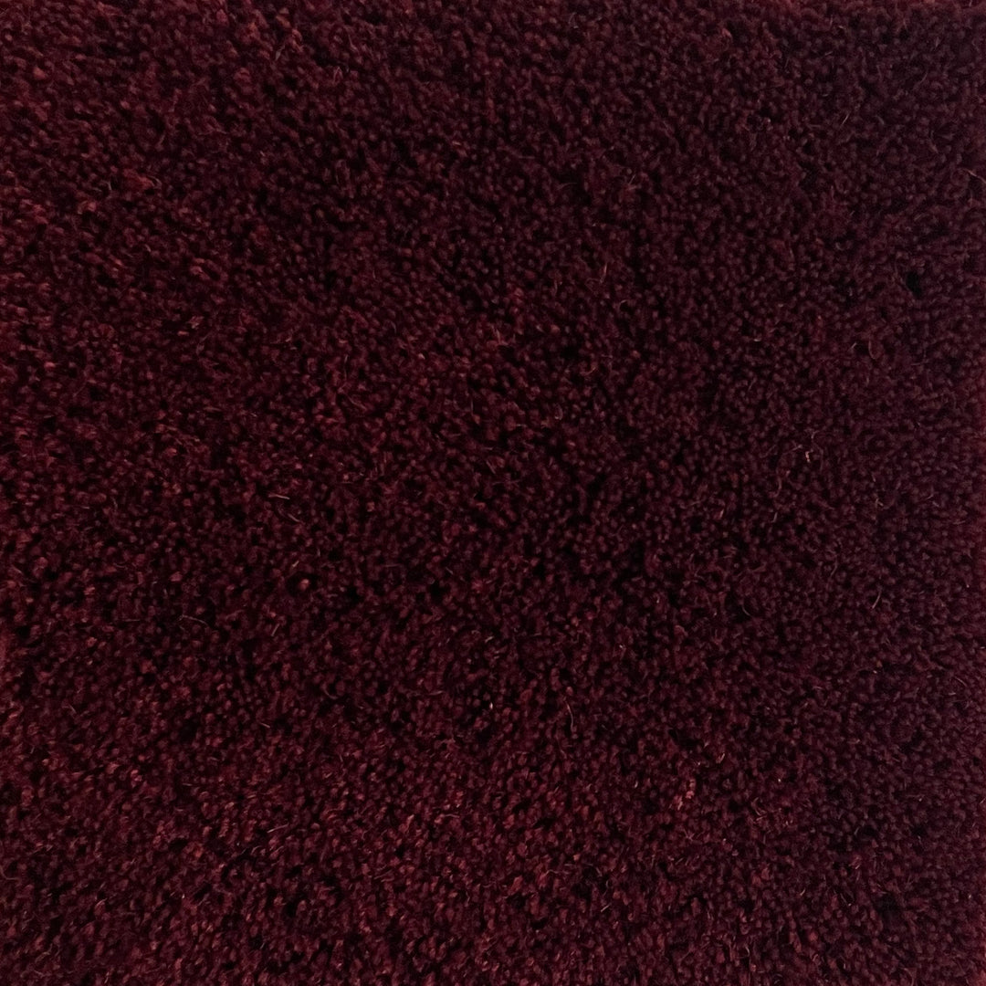 100% New Zealand Wool Rug Swatch in Ruby