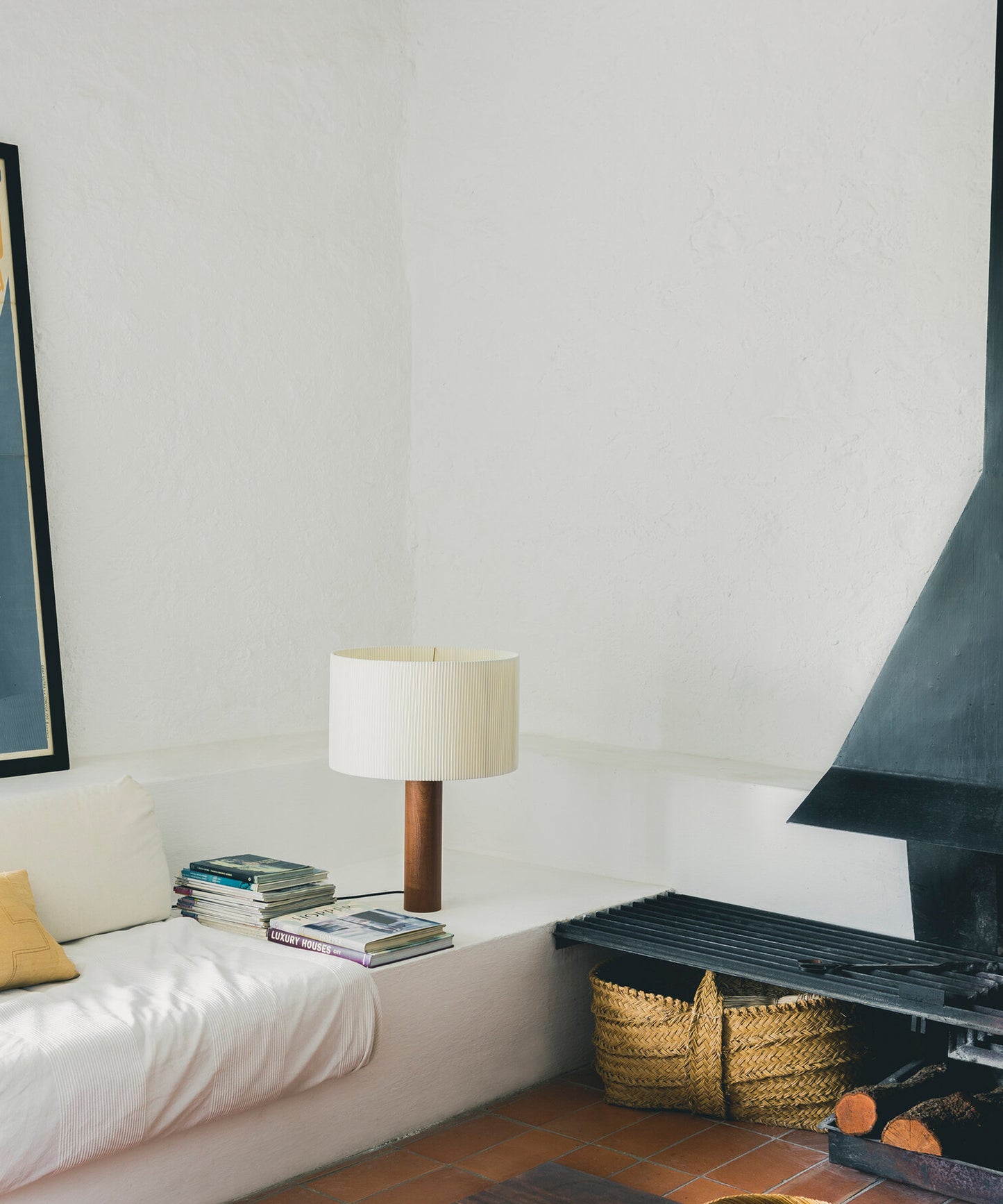 Moragas Table Lamp
