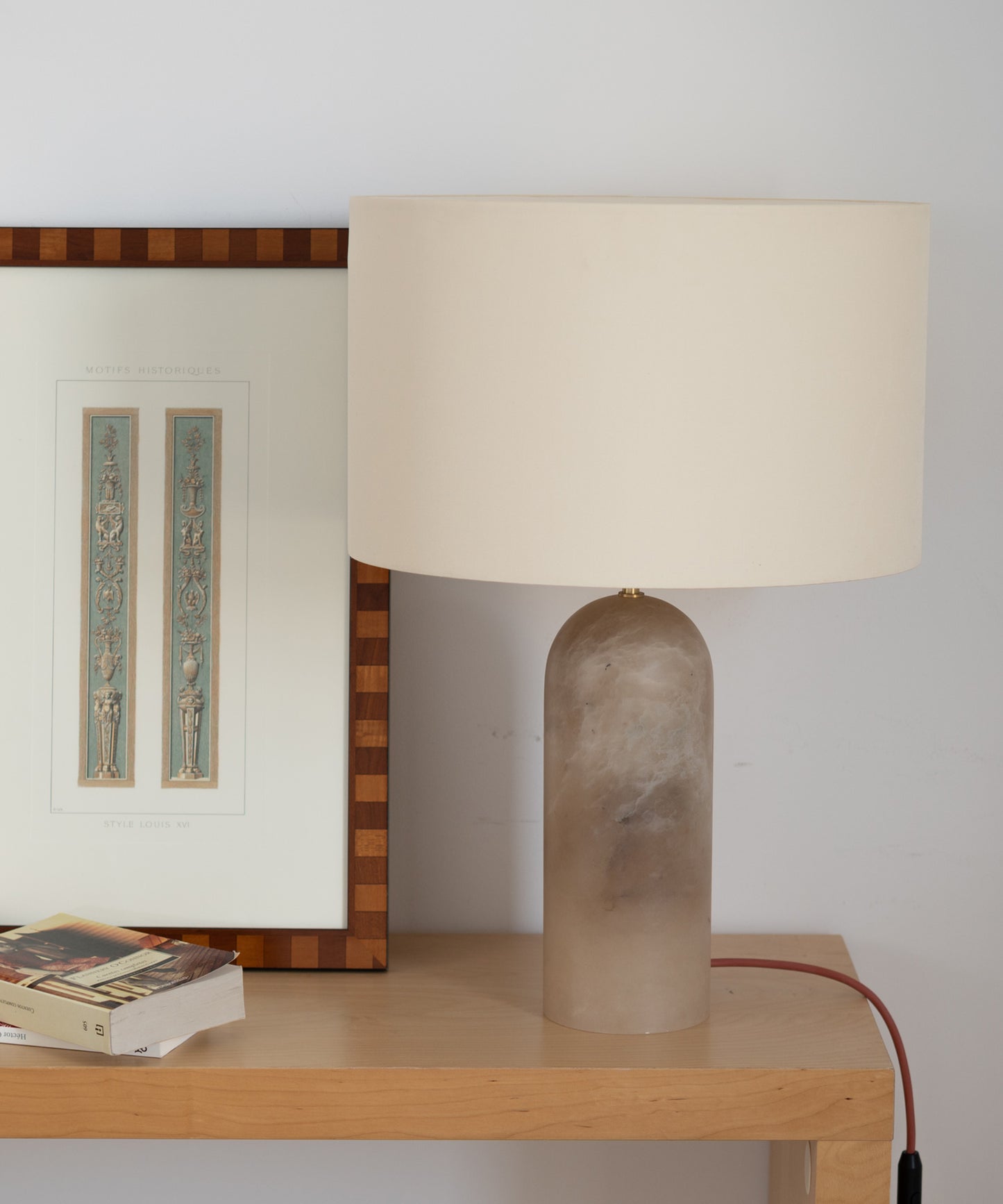 Pura Table Lamp