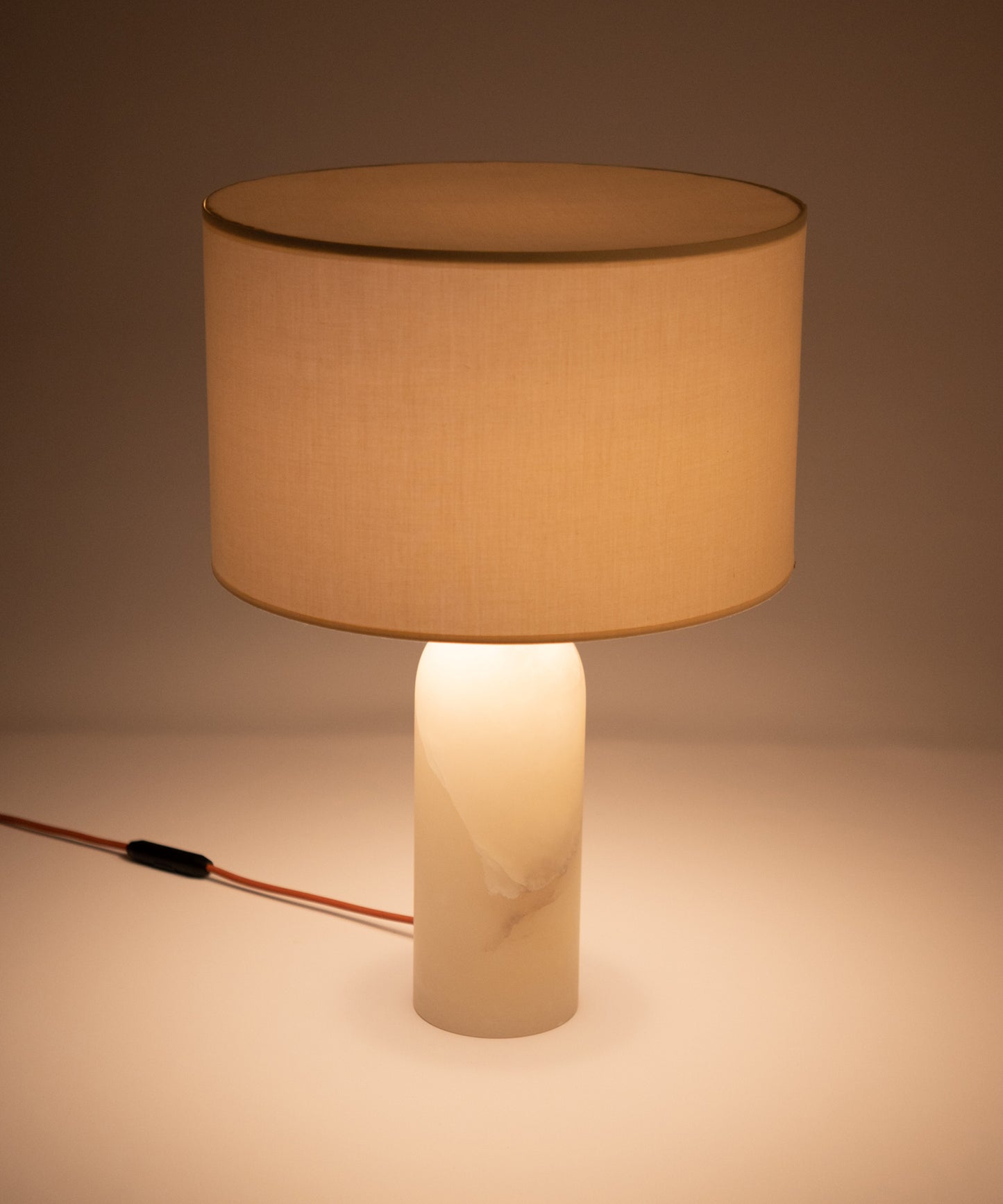 Pura Table Lamp