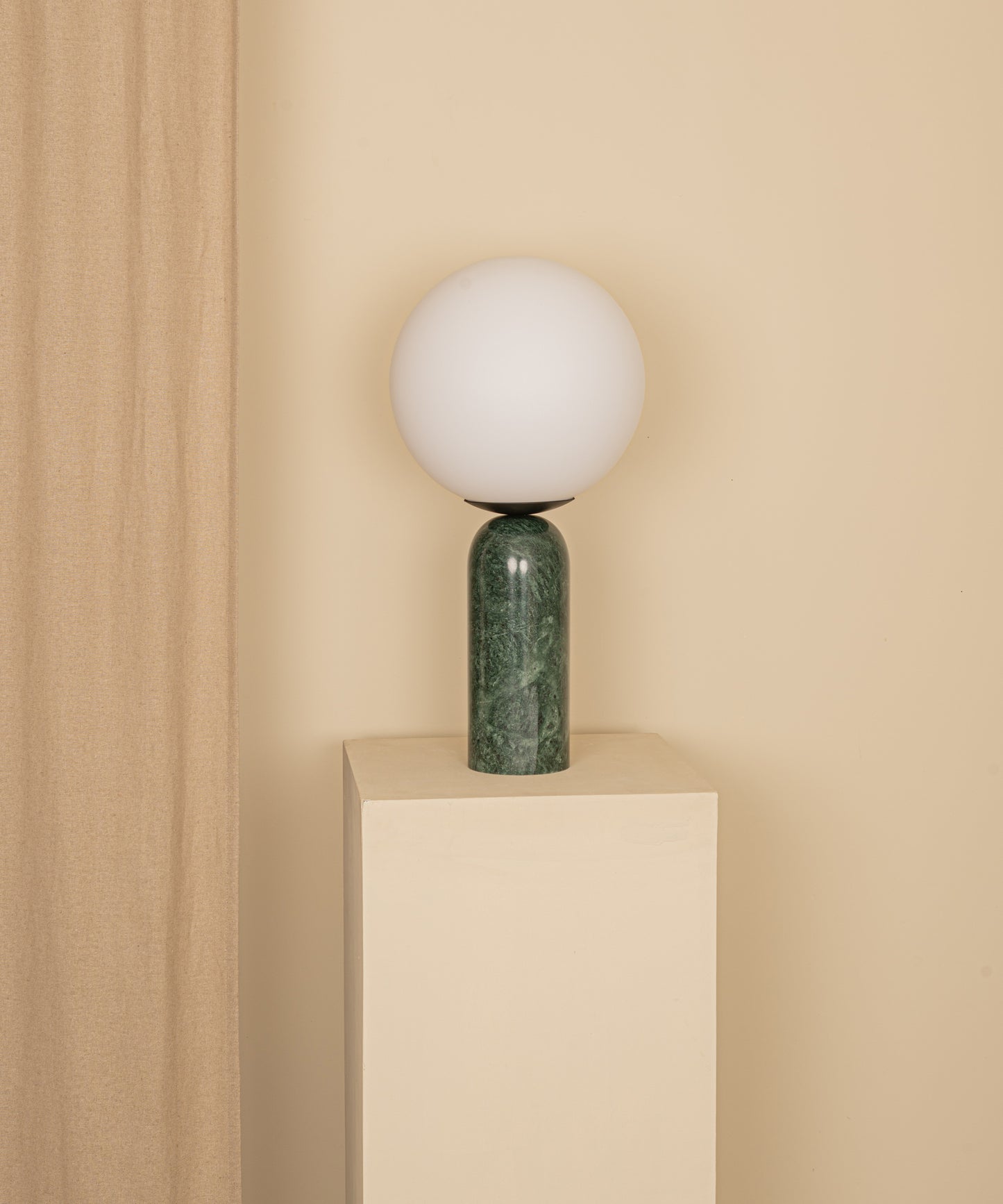 Atlas Table Lamp