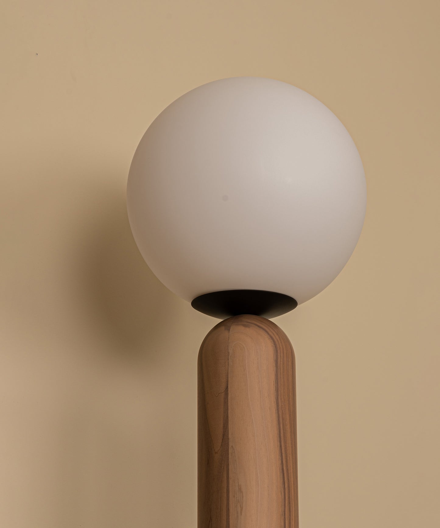 Atlas Table Lamp