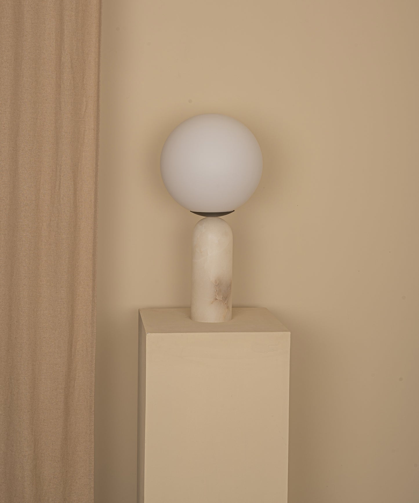 Atlas Table Lamp