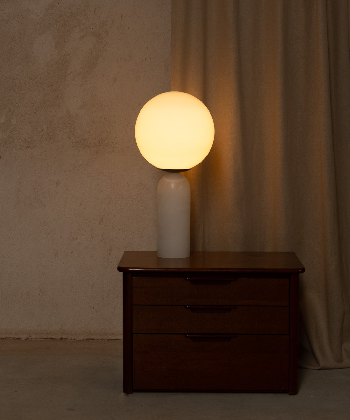 Atlas Table Lamp