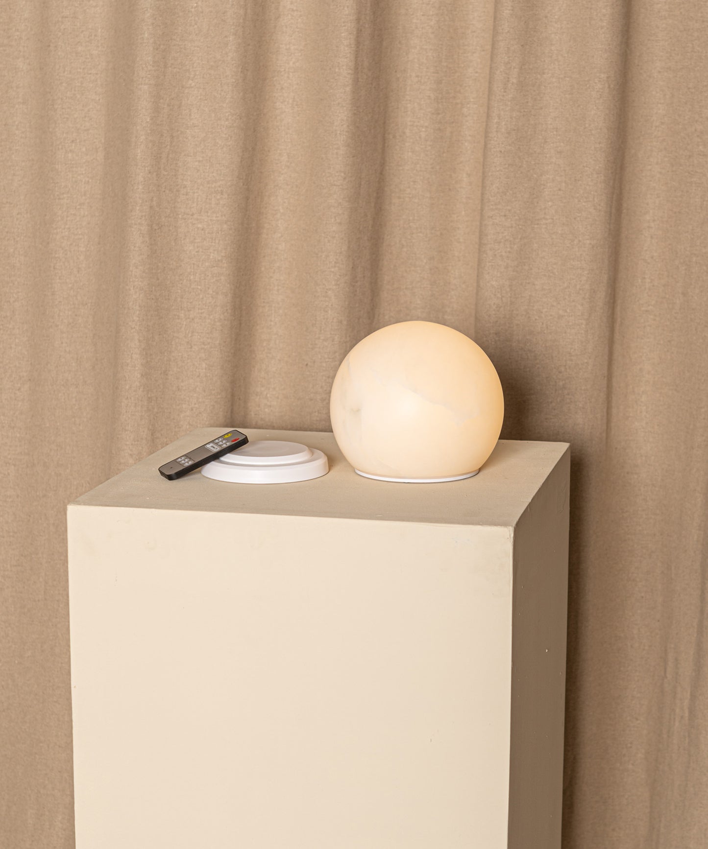 Auguristo Table Lamp