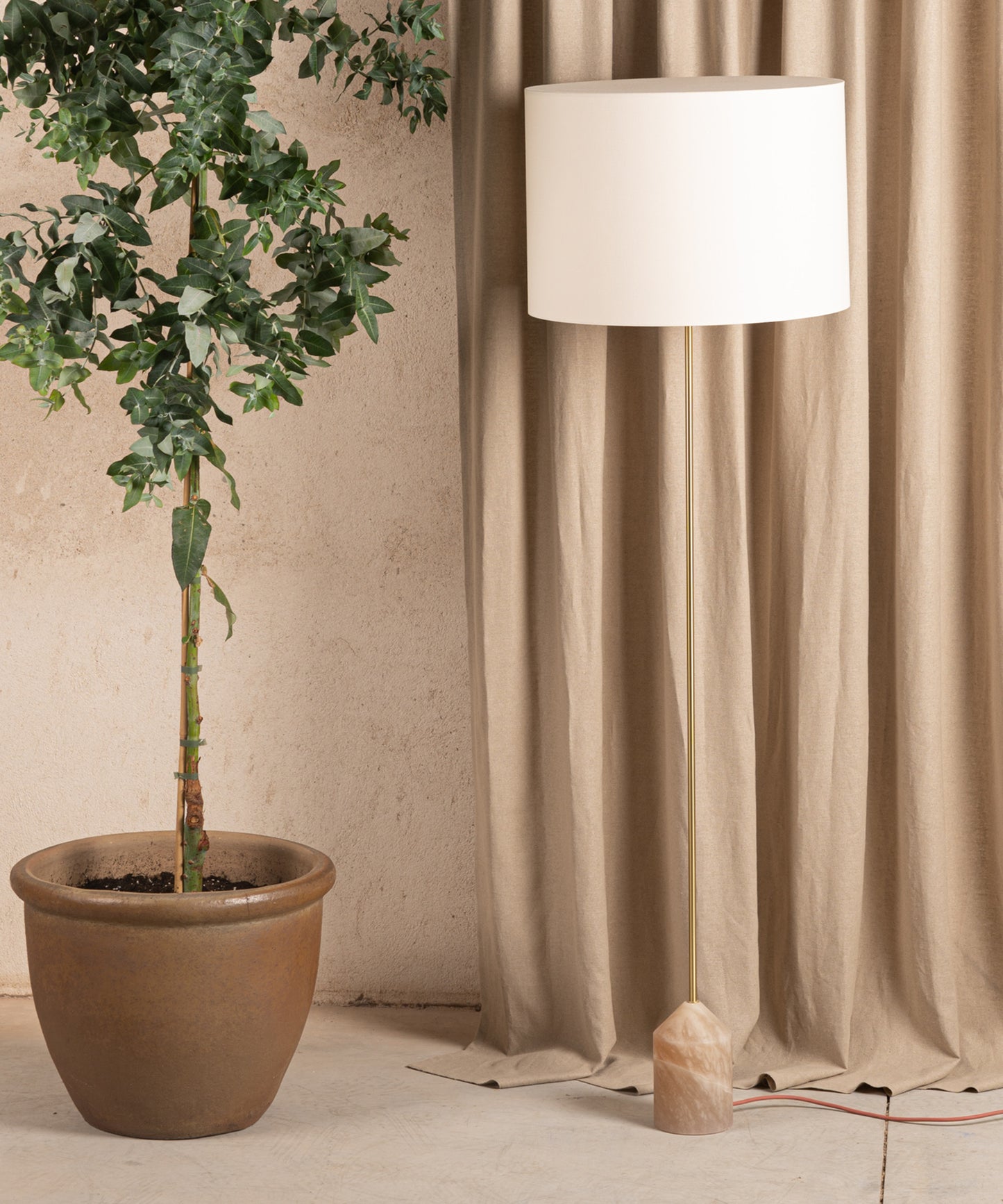 Baleto Floor Lamp