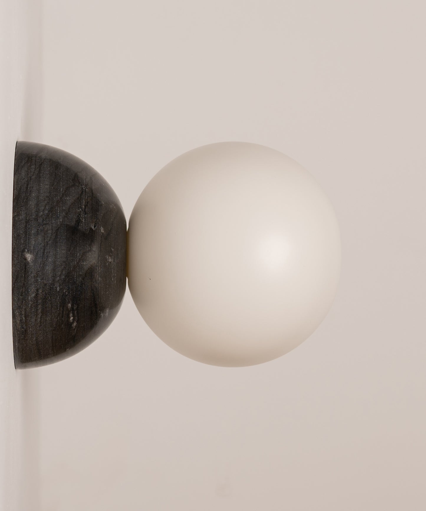 Eklipso Sconce