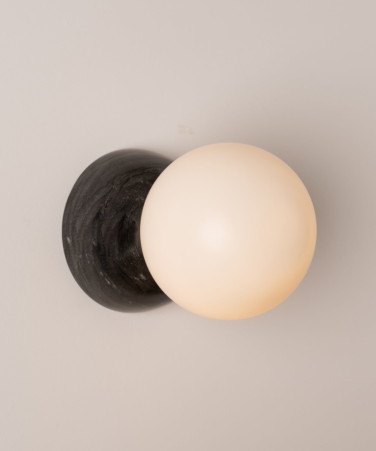 Eklipso Sconce