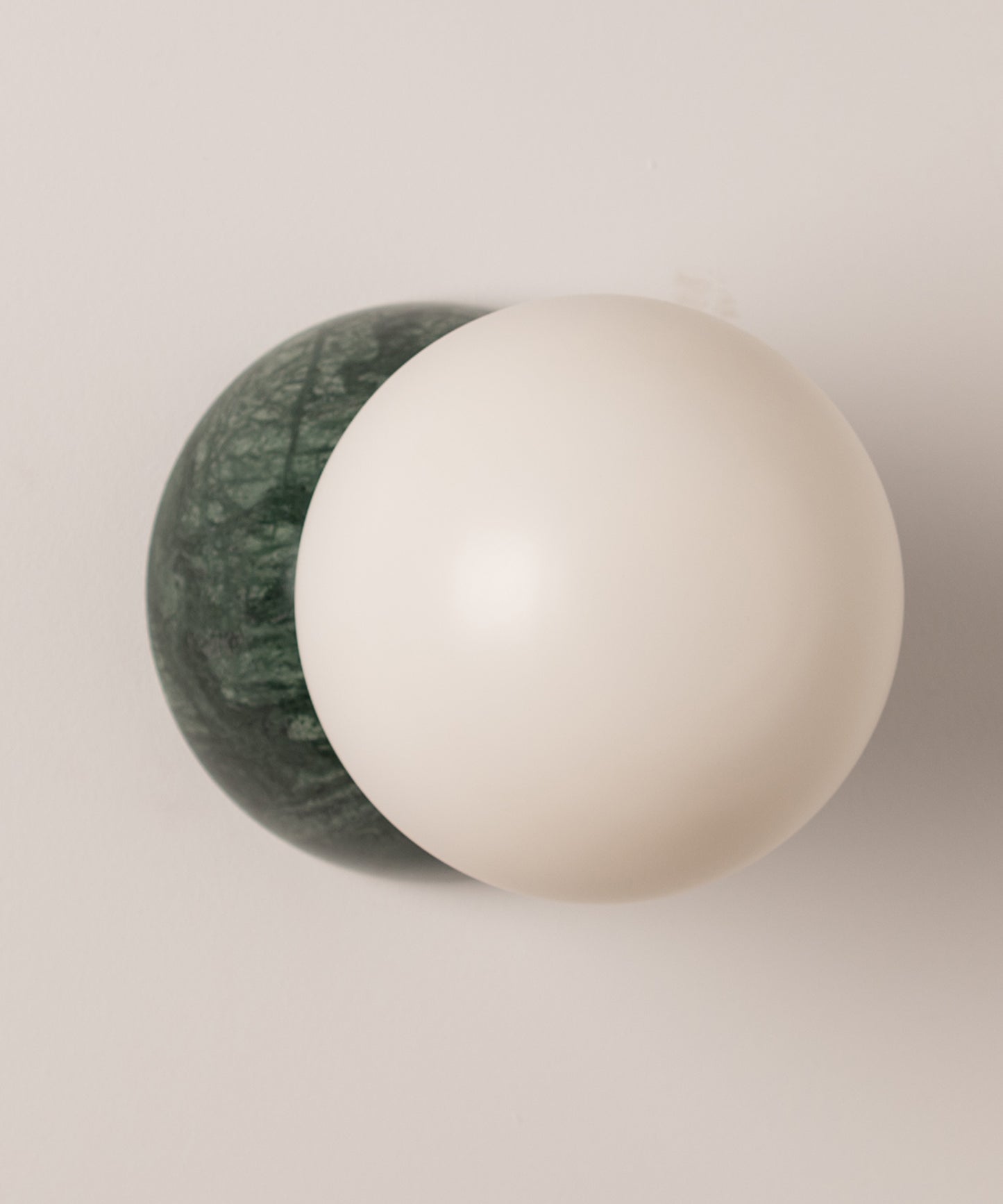 Eklipso Sconce