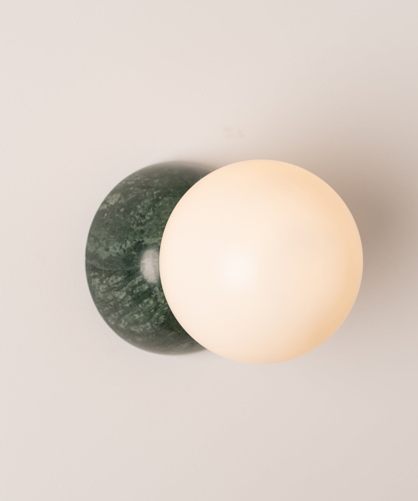 Eklipso Sconce