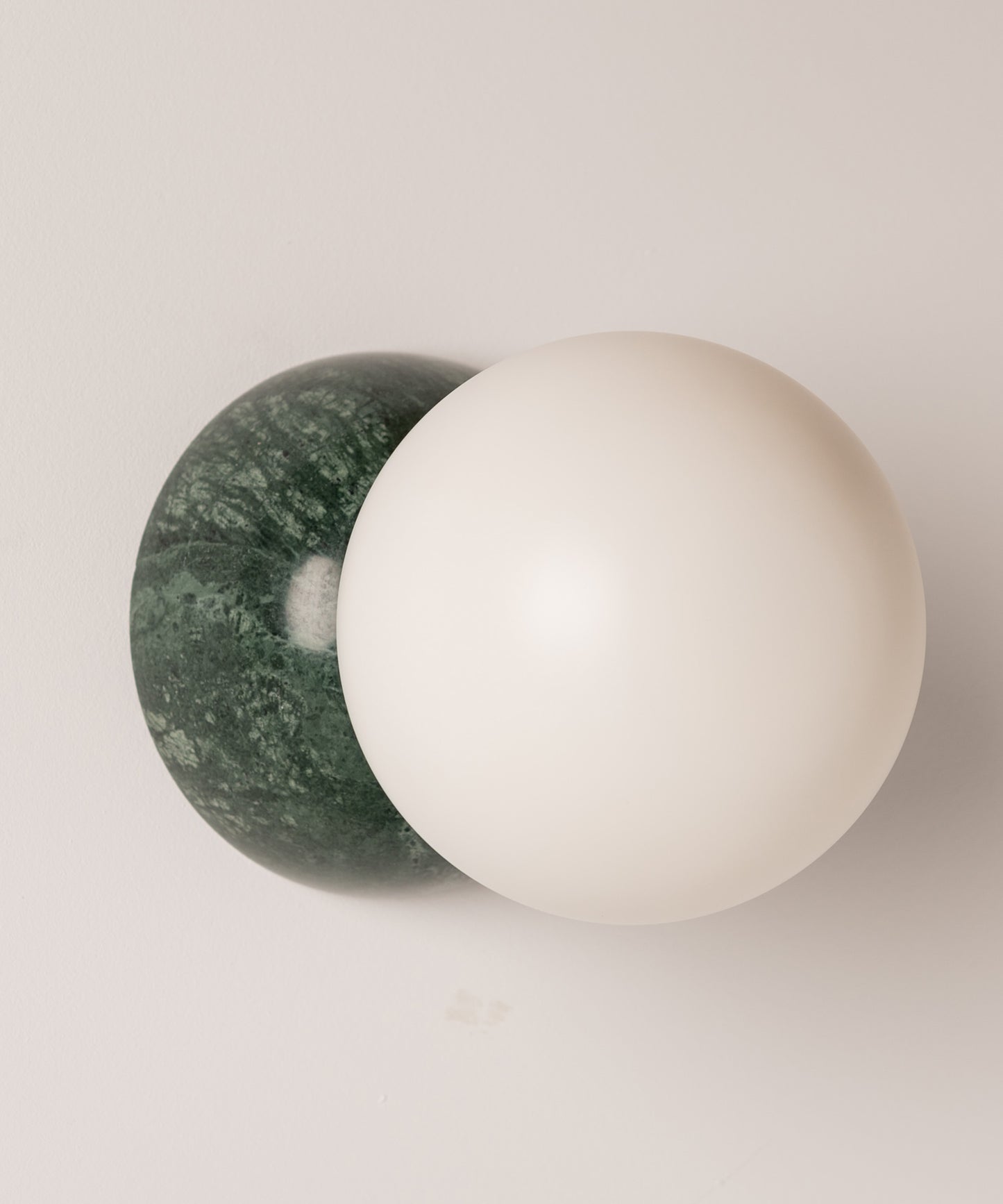 Eklipso Sconce