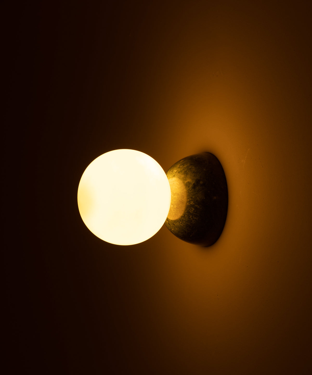 Eklipso Sconce - Green Marble - Sample