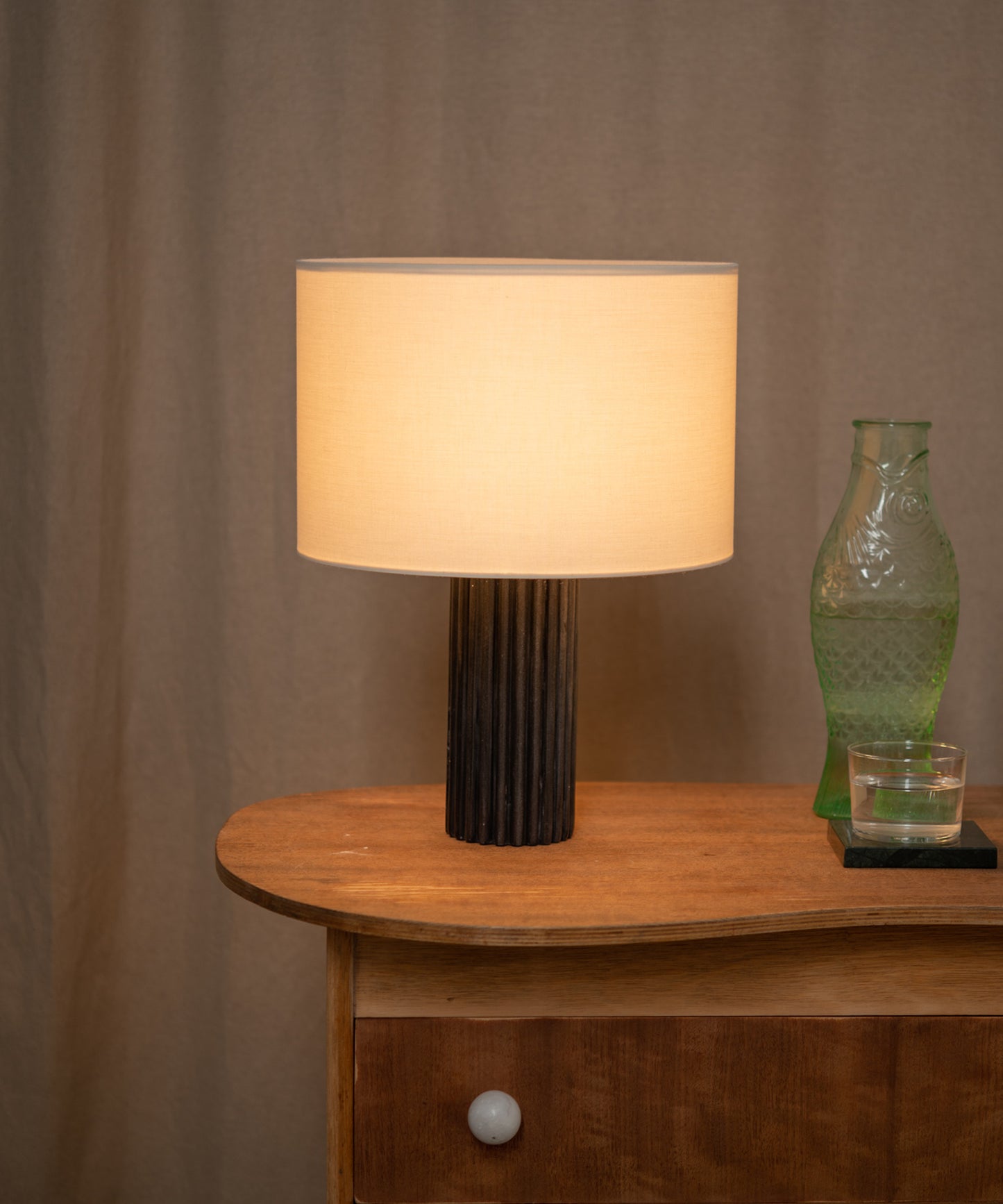 Flutita Table Lamp