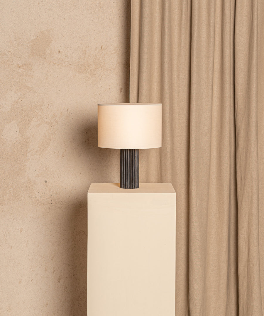 Flutita Table Lamp