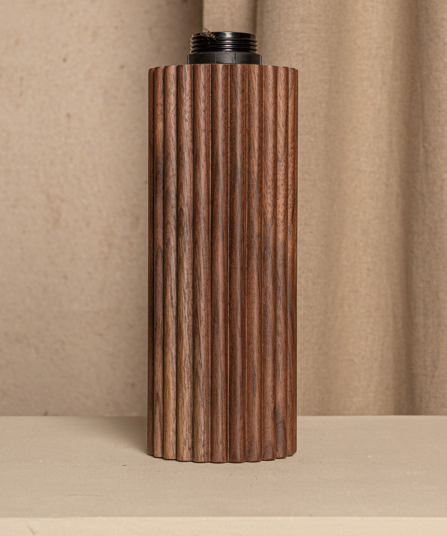 Flutita Table Lamp