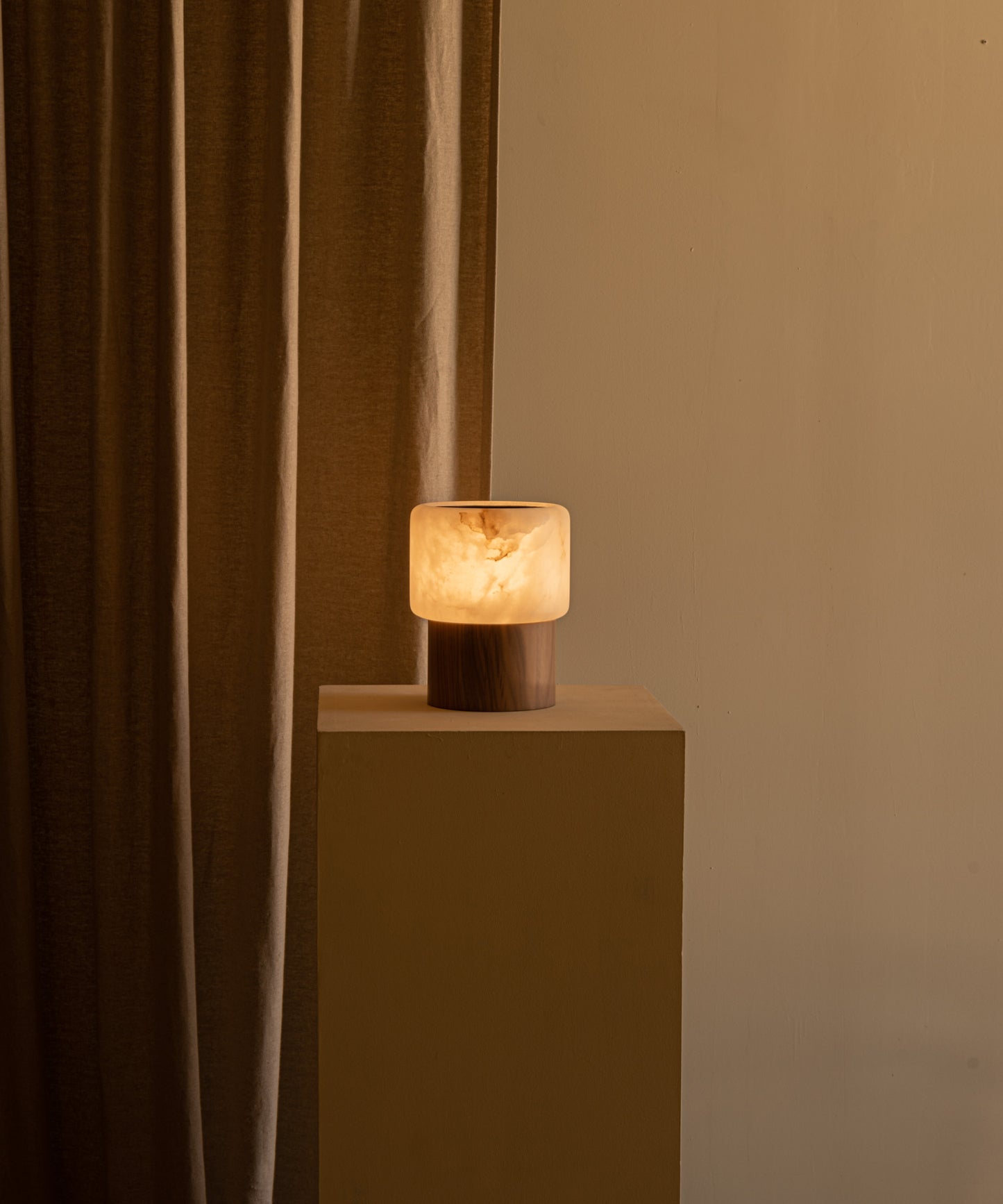 Lanterno Table Lamp