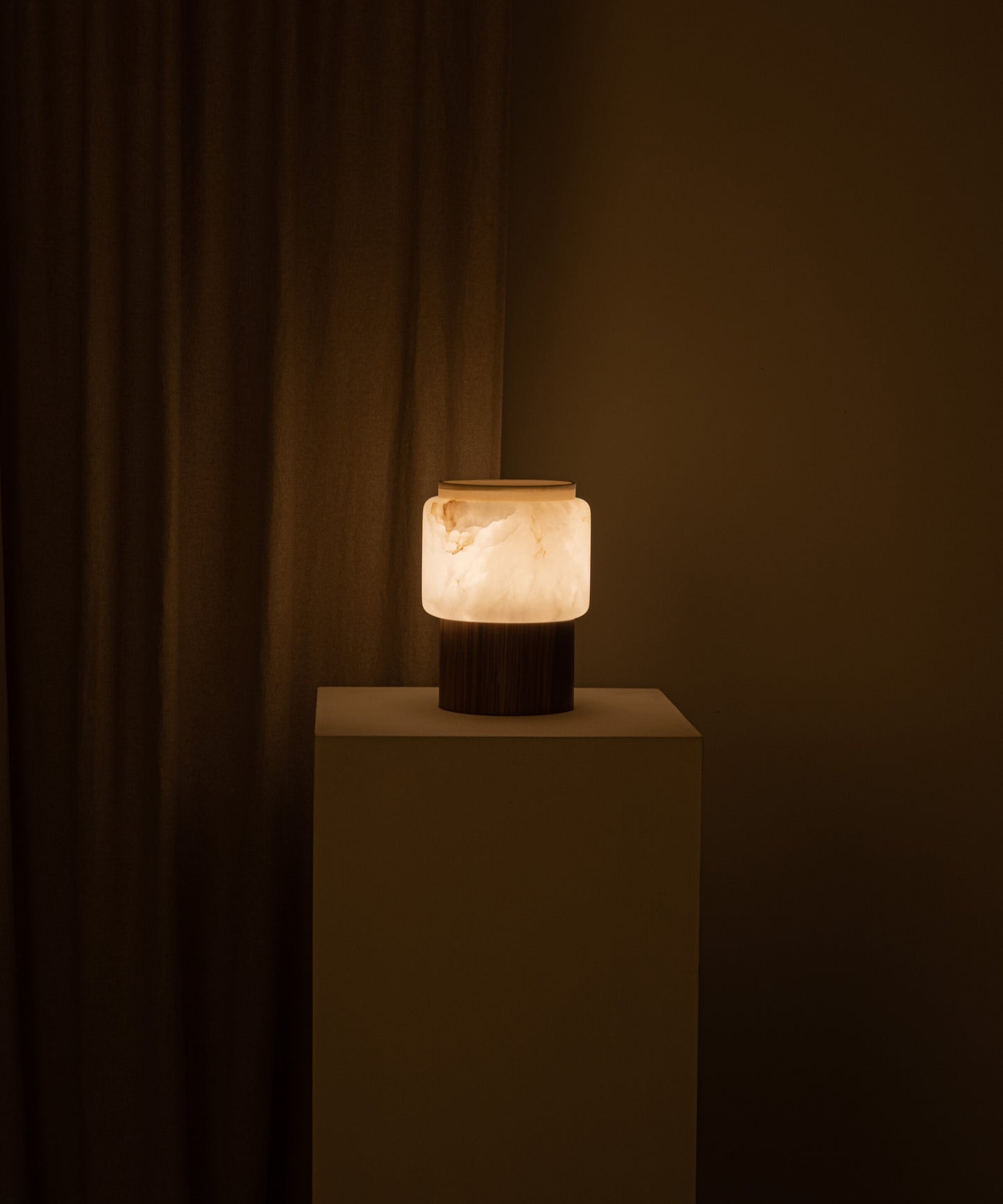 Lanterno Table Lamp