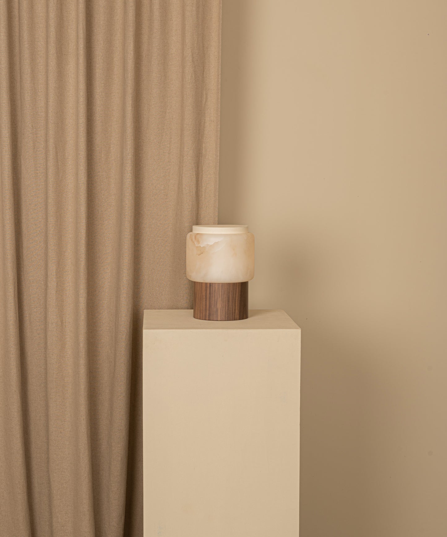 Lanterno Table Lamp