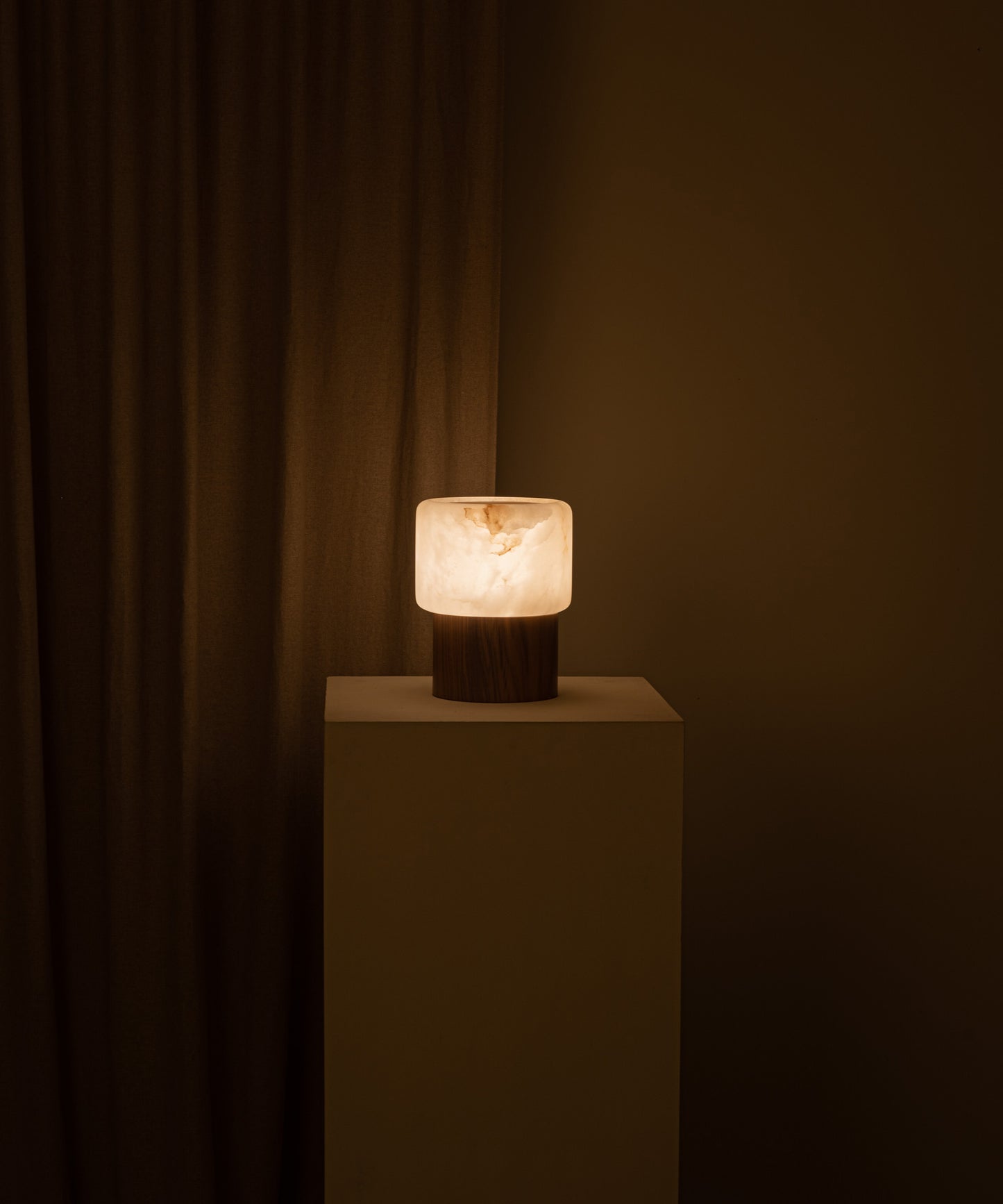 Lanterno Table Lamp