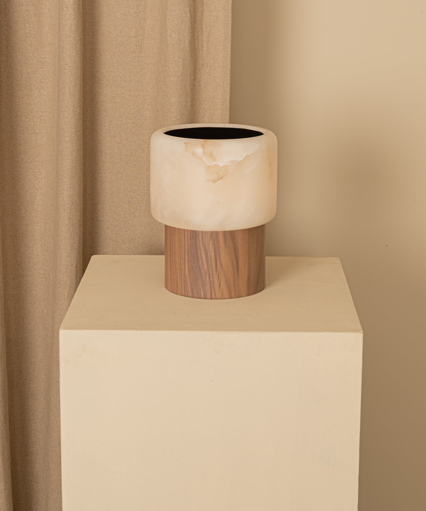 Lanterno Table Lamp