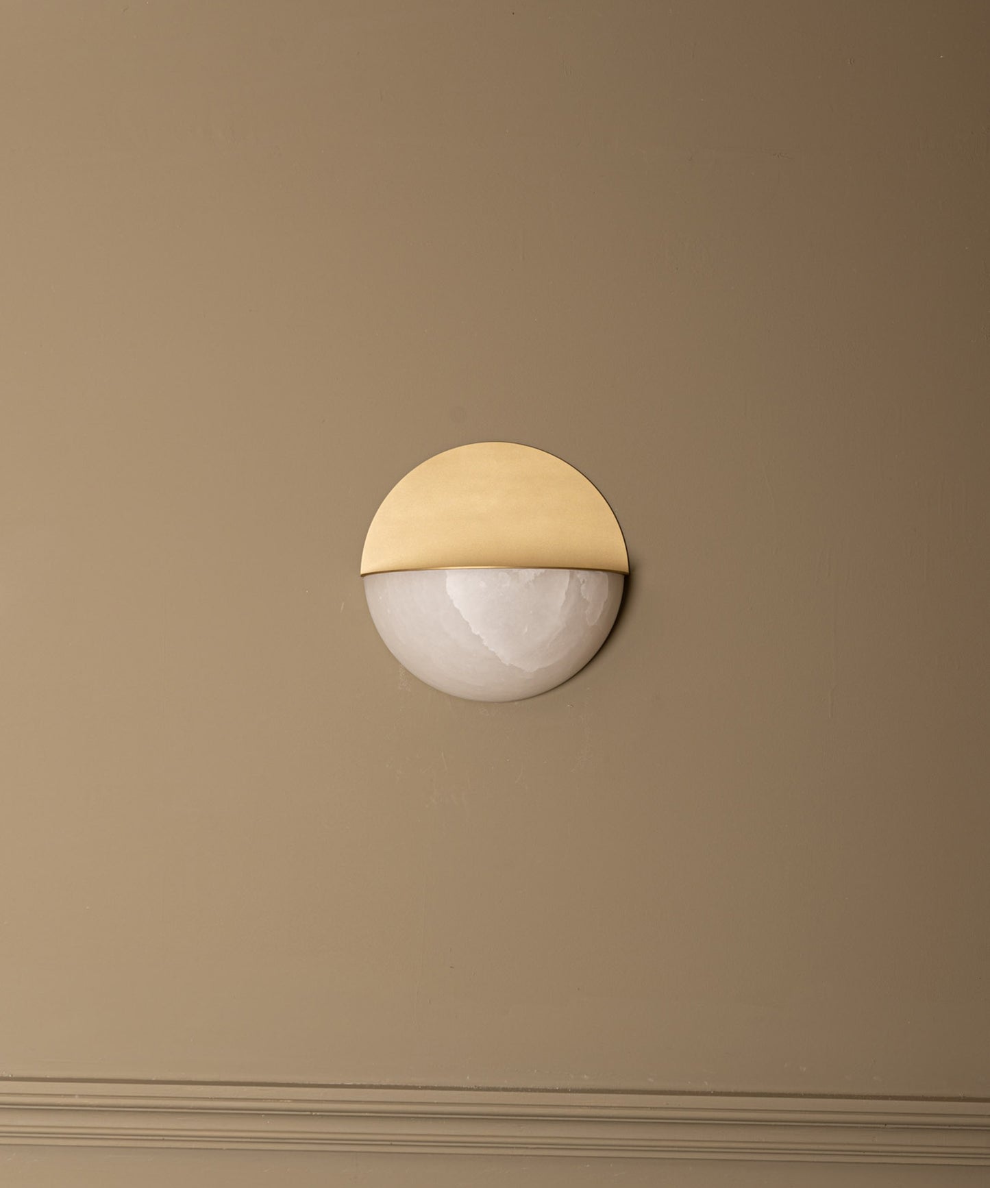 Luno Sconce