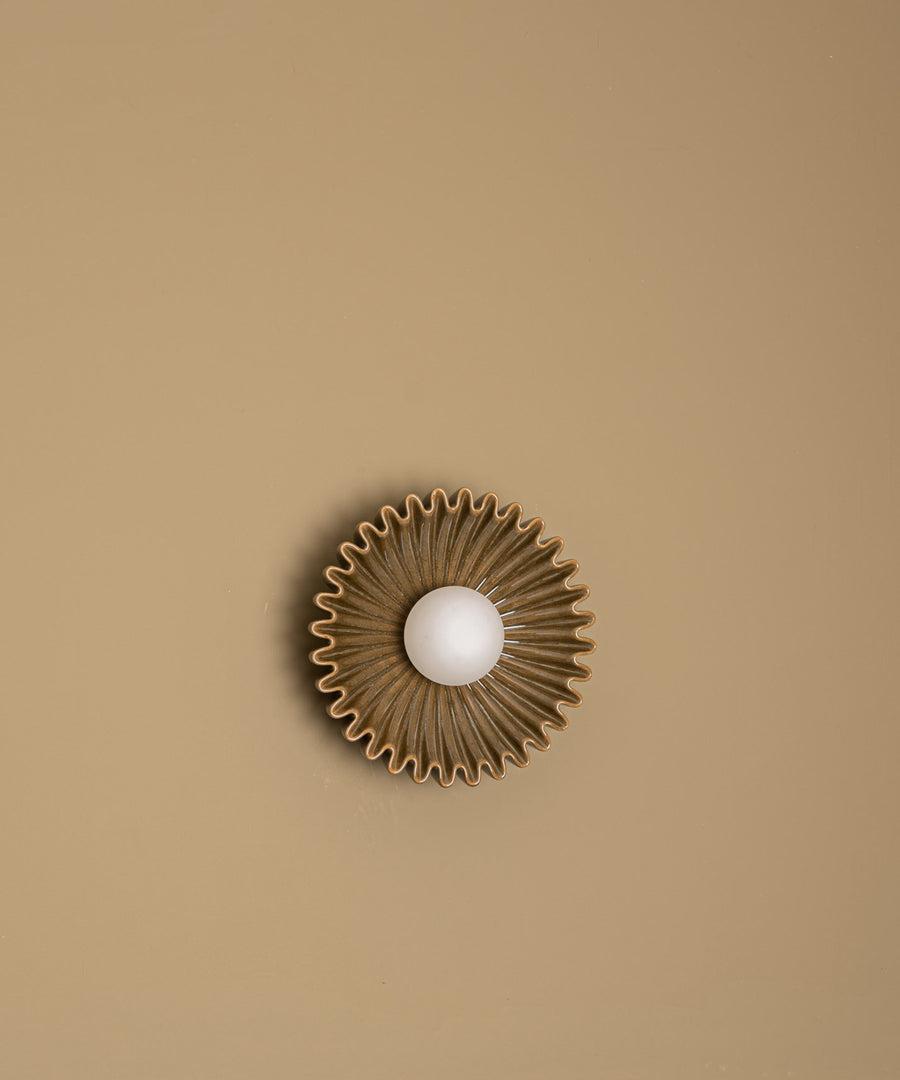 Ostro Sconce