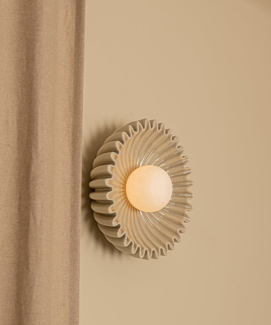 Ostro Sconce
