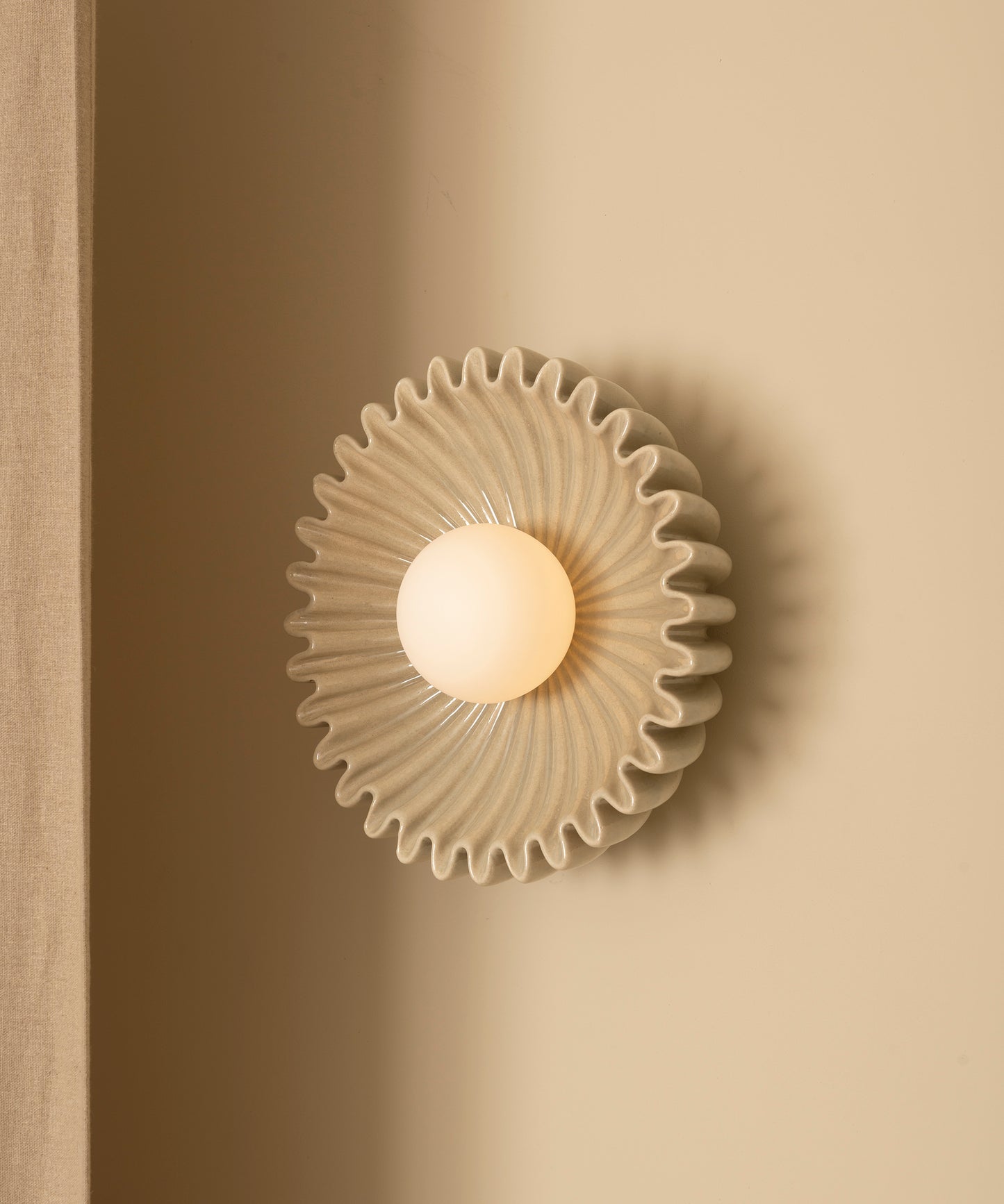Ostro Sconce