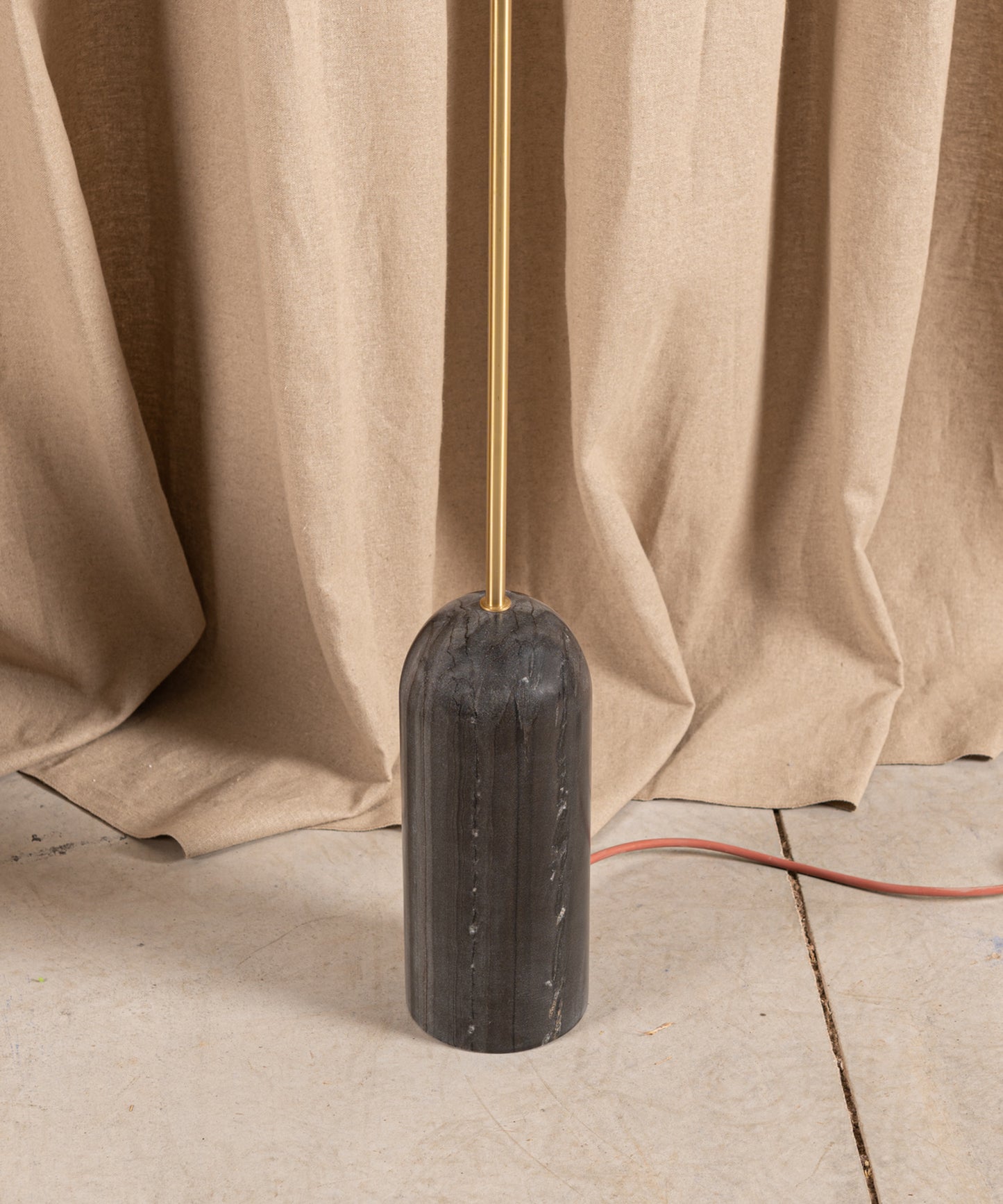 Pendolo Floor Lamp
